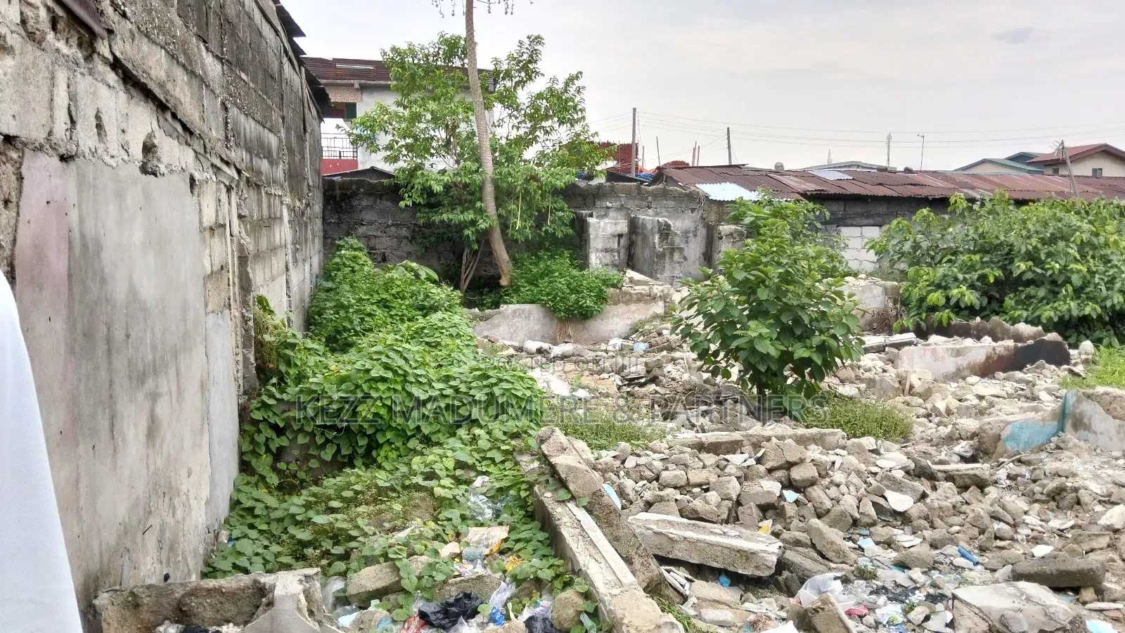 For Sale: 2 Plots Near Rumuokoro Roundabout by Bori Camp,