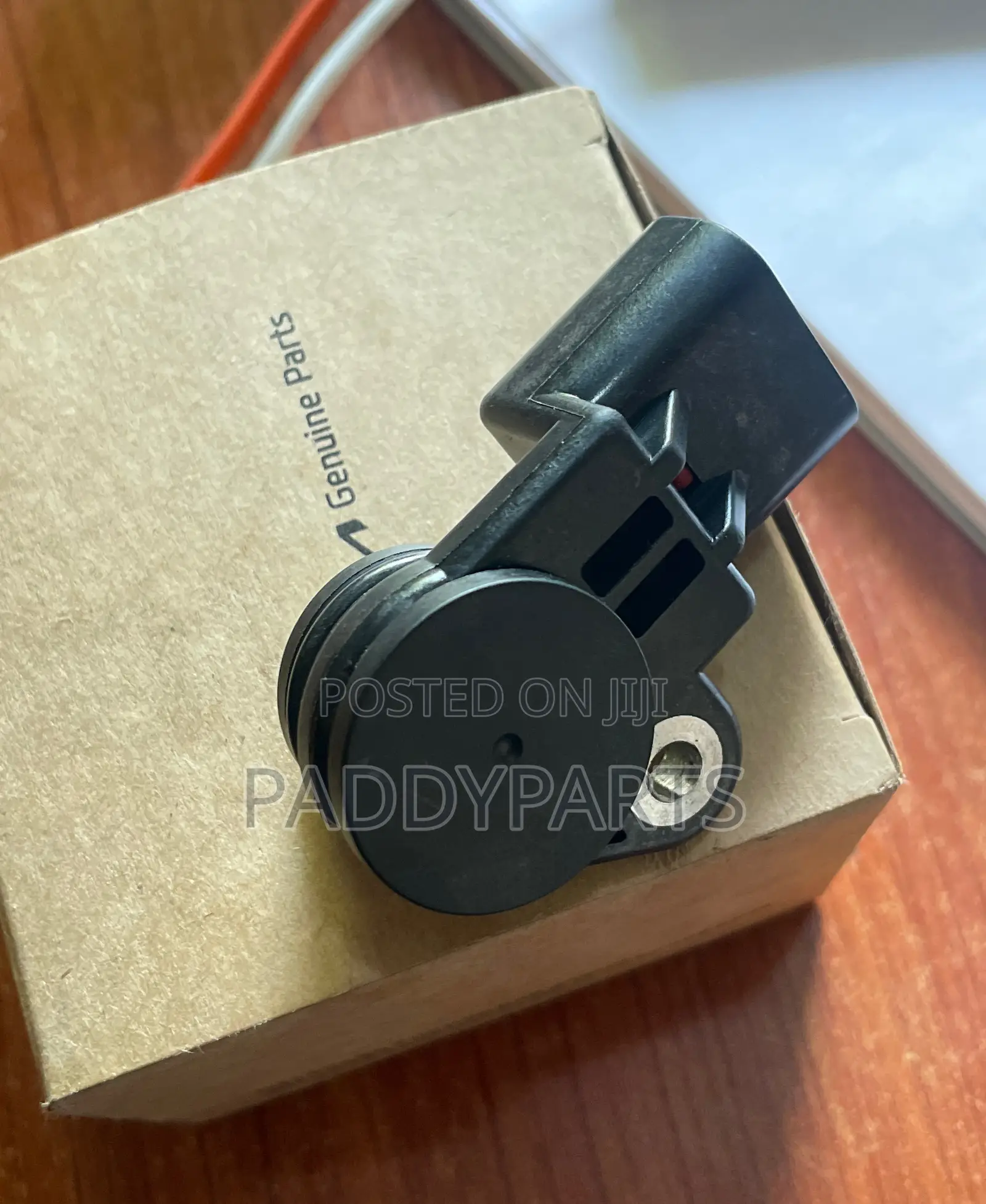 Hyundai Tucson Camshaft Position Sensor 24360-2ggd0