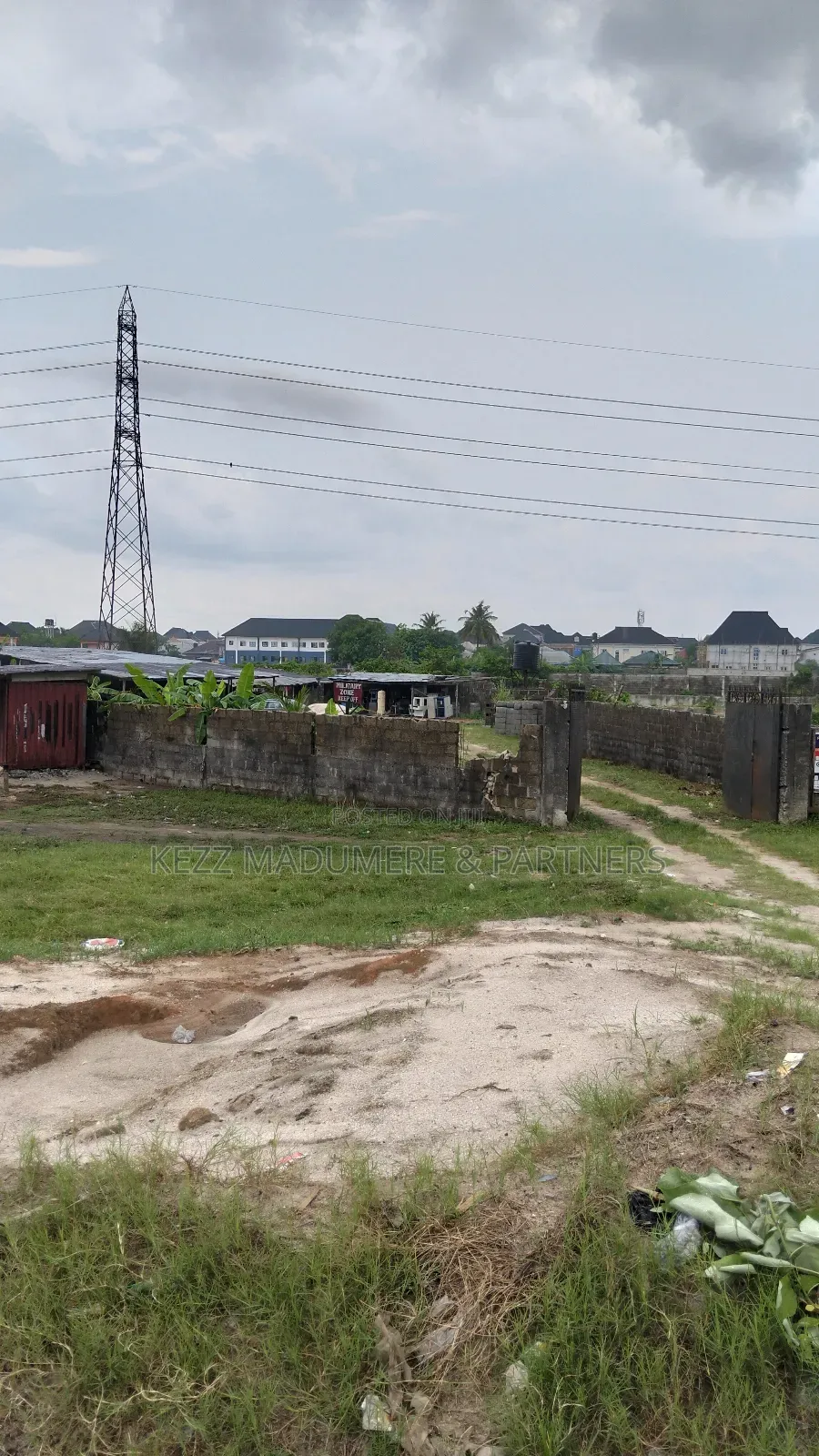For Sale: Four (4) on Major Eliozu Road Ph
