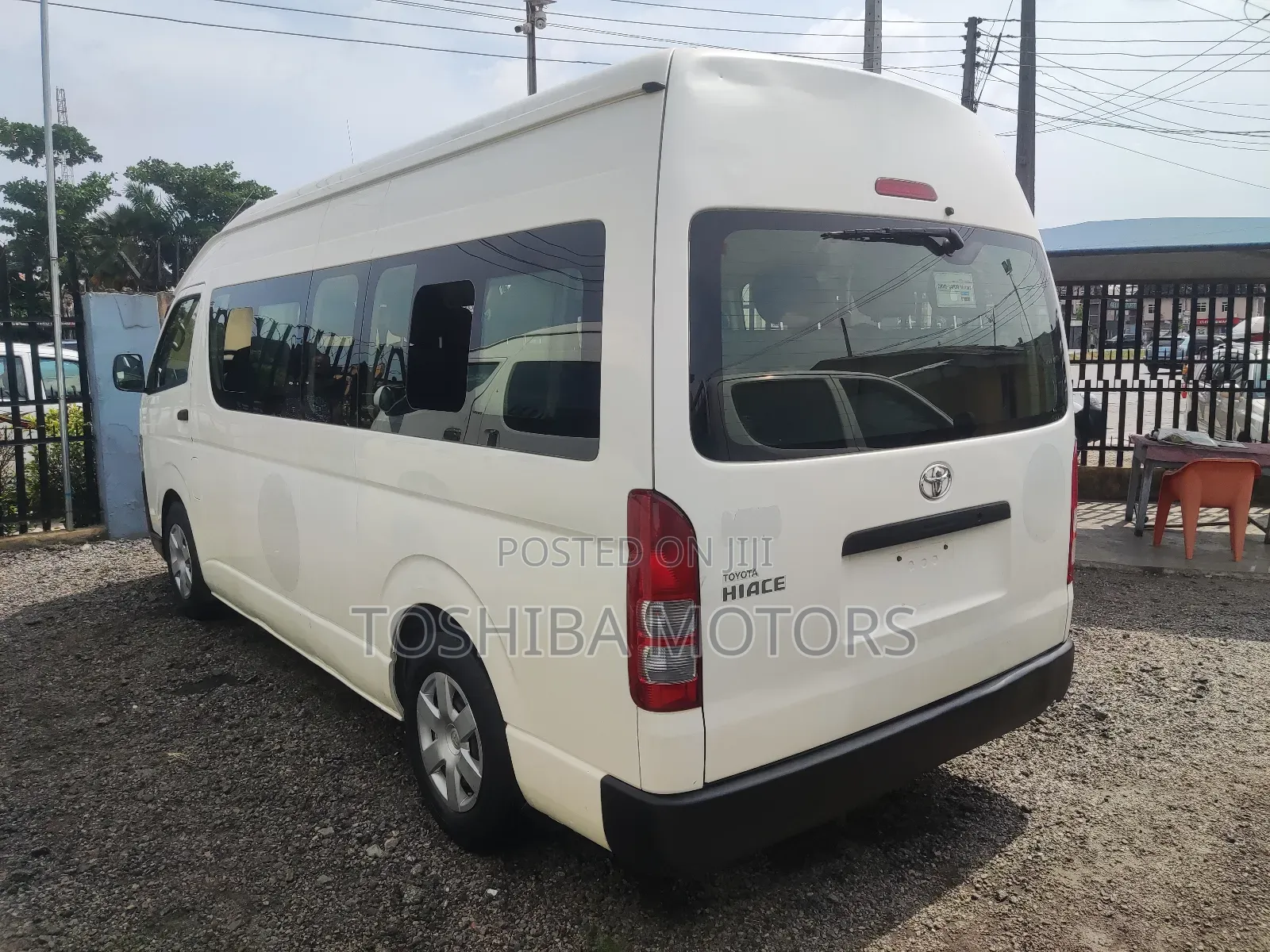 Toyota HiAce 2019 White