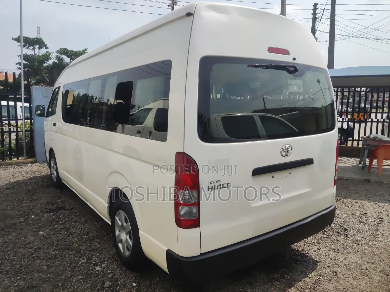 Toyota HiAce 2019 White