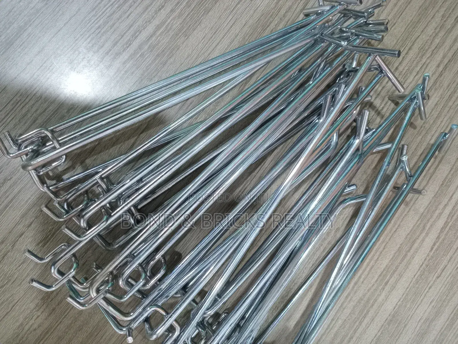 25cm Hook With Tag