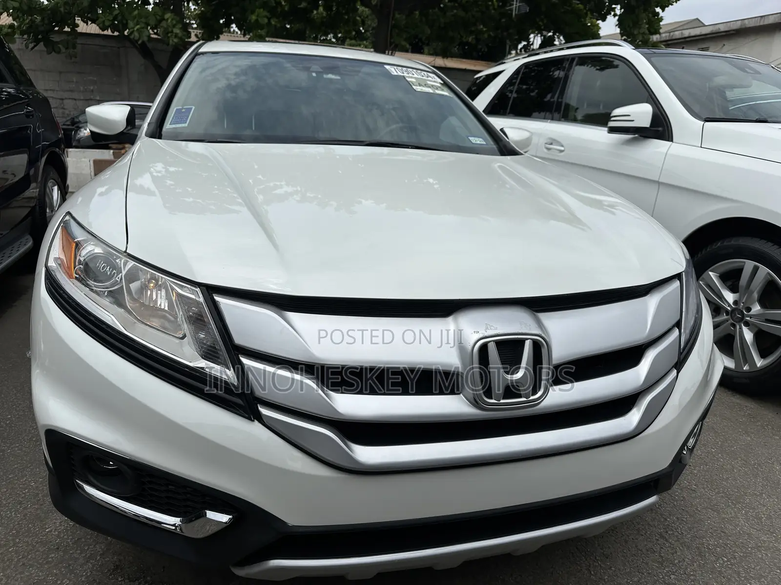 Honda Crosstour 2015 White
