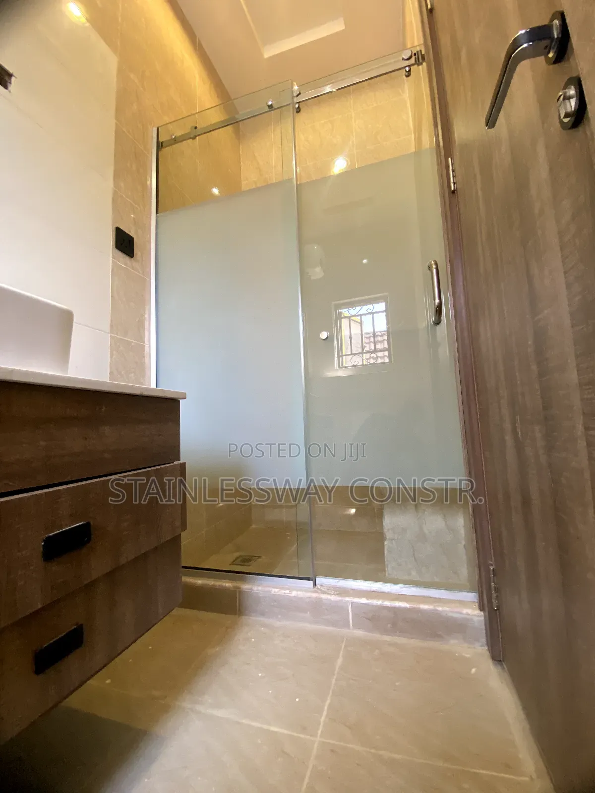 Tampered Glass Venx Glass Cubicle