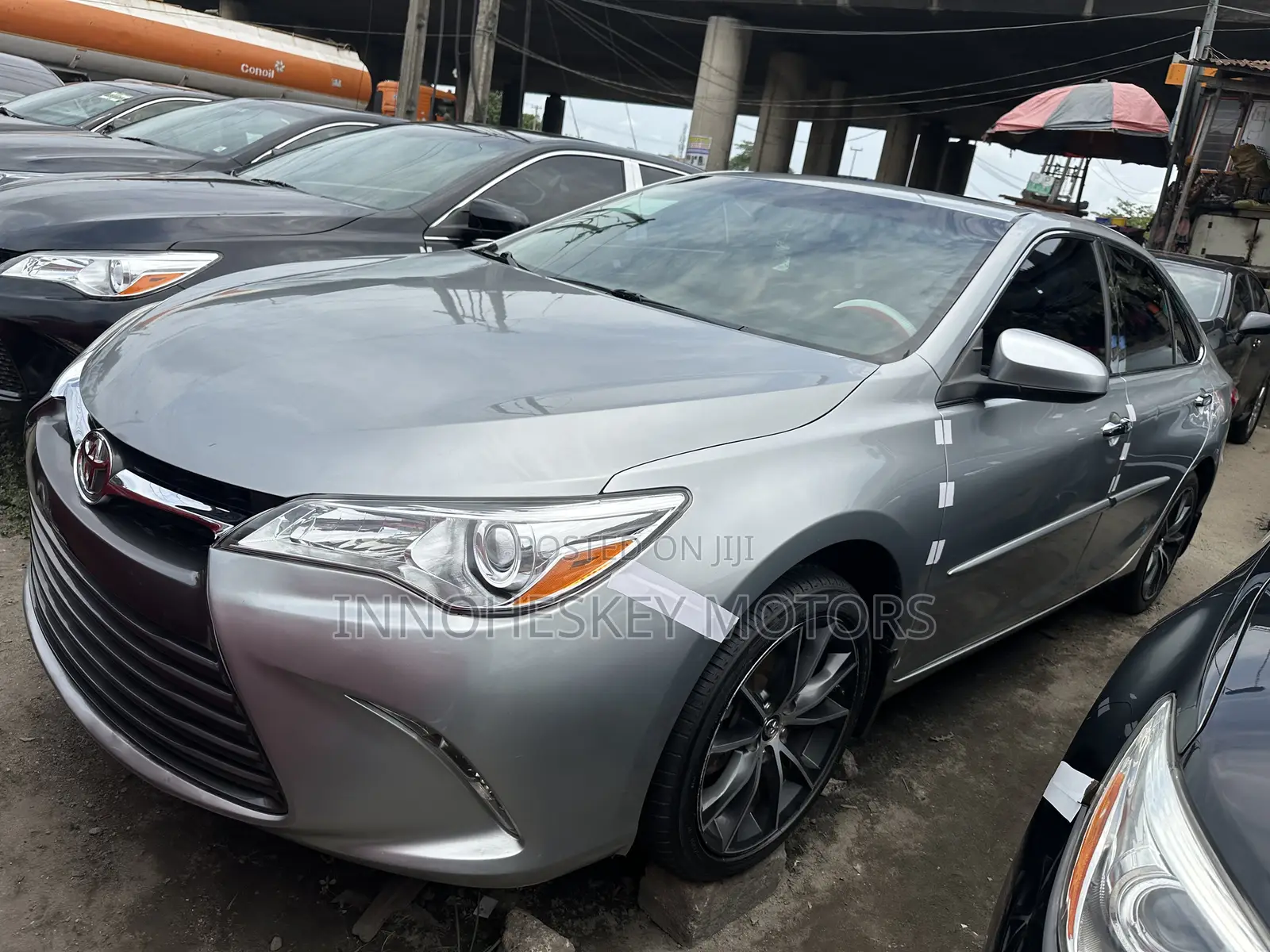 Toyota Camry 2016 Silver