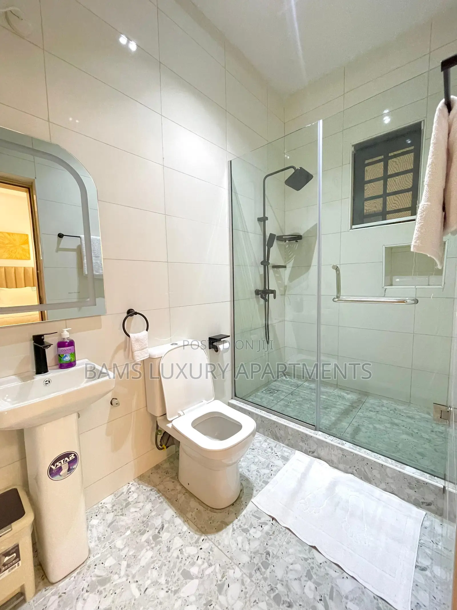 Adina 2 Beds