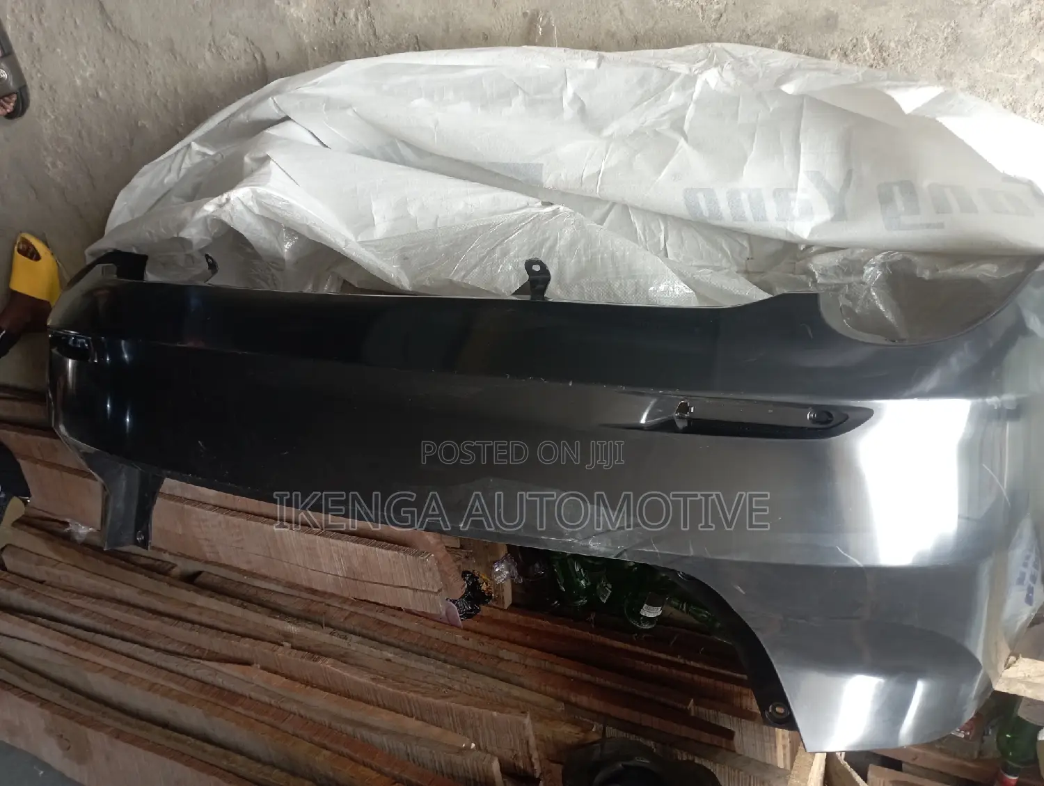 Back Bumper Toyota Venza