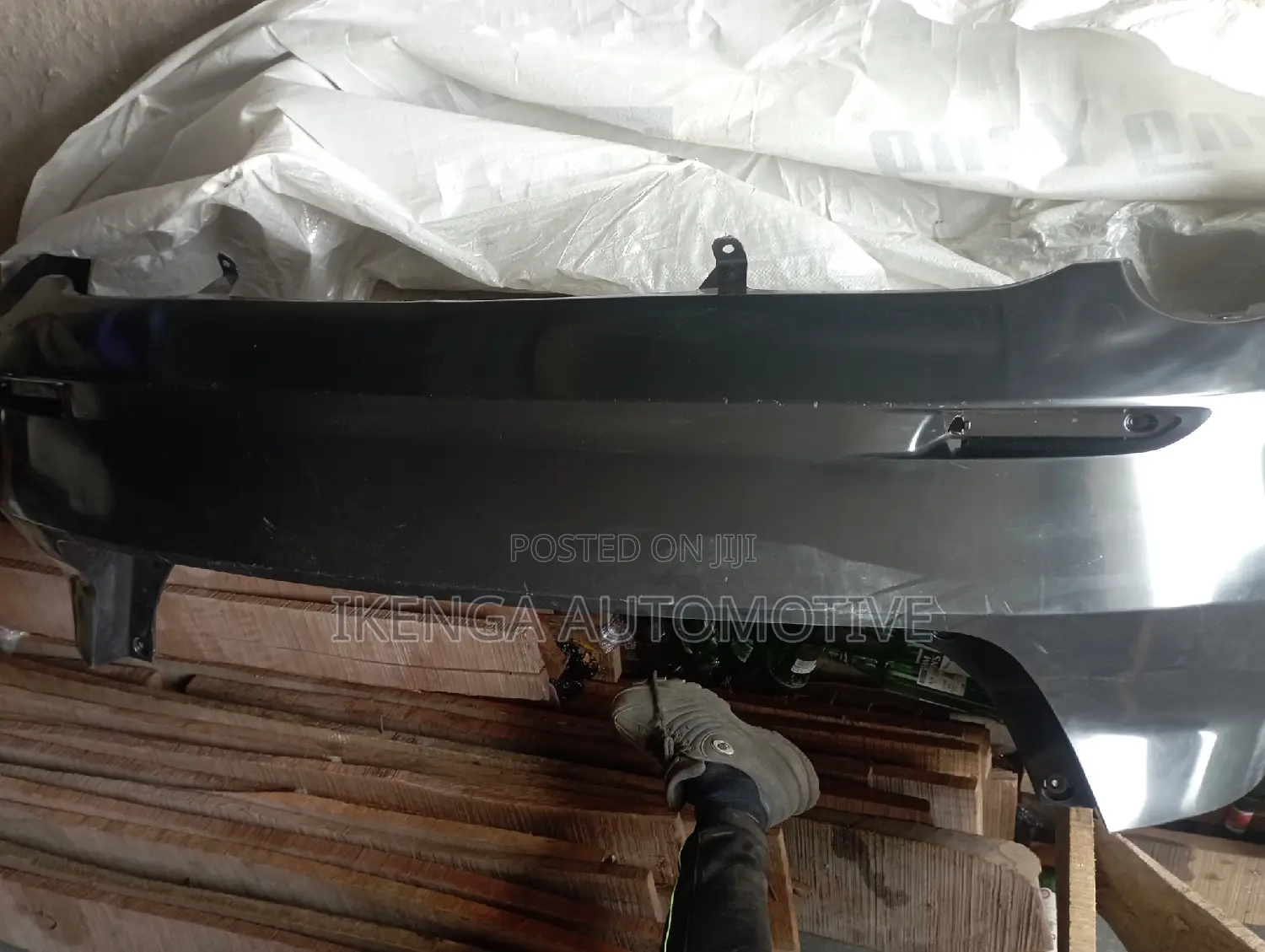Back Bumper Toyota Venza