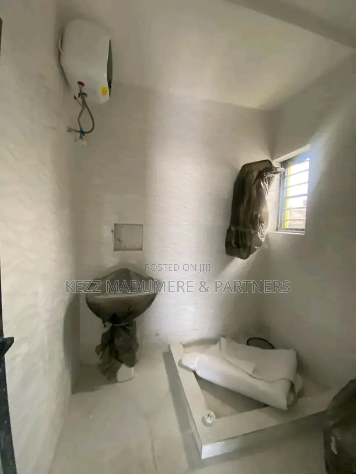 5bdrm Duplex in Woji , Port Harcourt for sale
