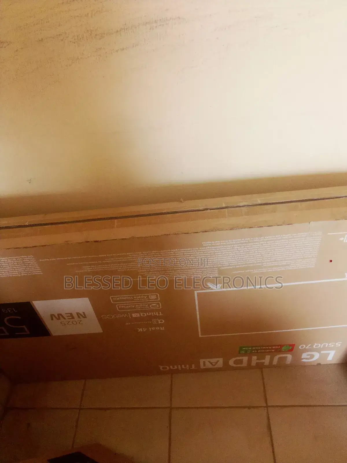 55 Inches With Inbuld Bluetooth Netflix Wifi Facebook