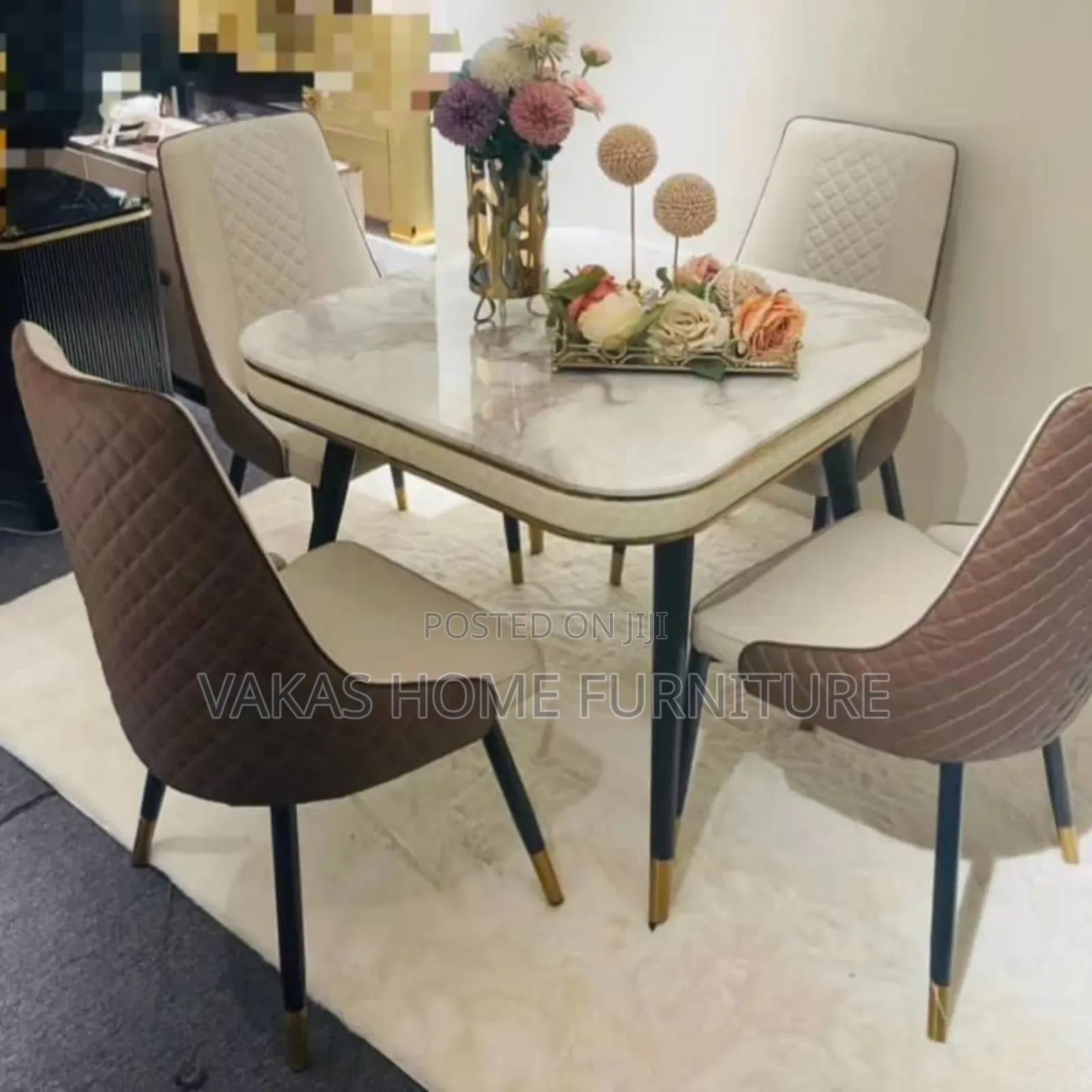 Brown 4 Seater Mable Top Dinning Set