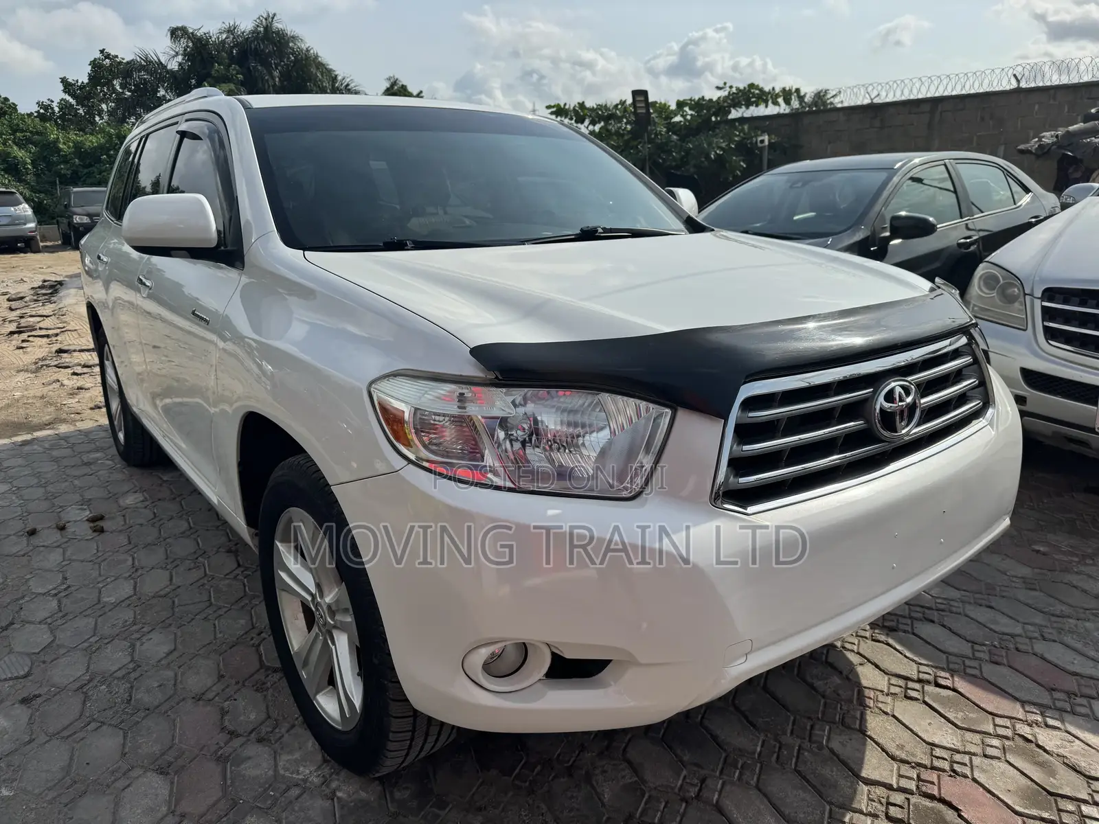Toyota Highlander Limited 2011 White