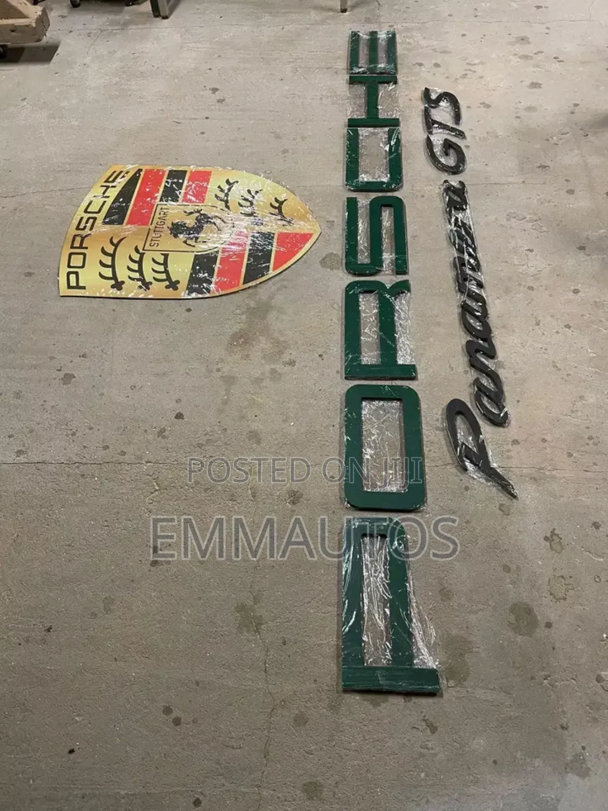 Logs Alphabet Porsche Cayenne Panamera