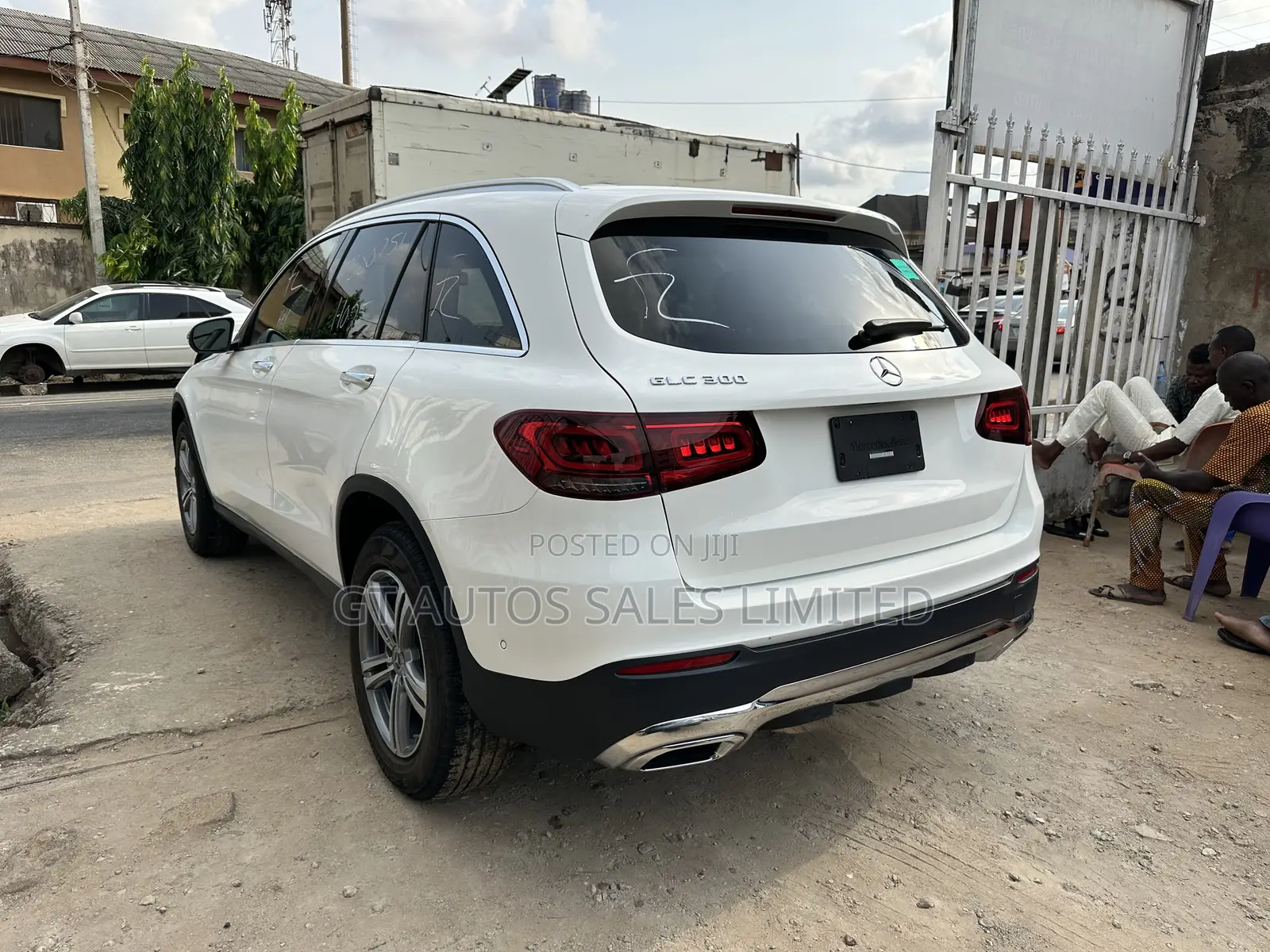 Mercedes-Benz GLC-Class 2022 Off white