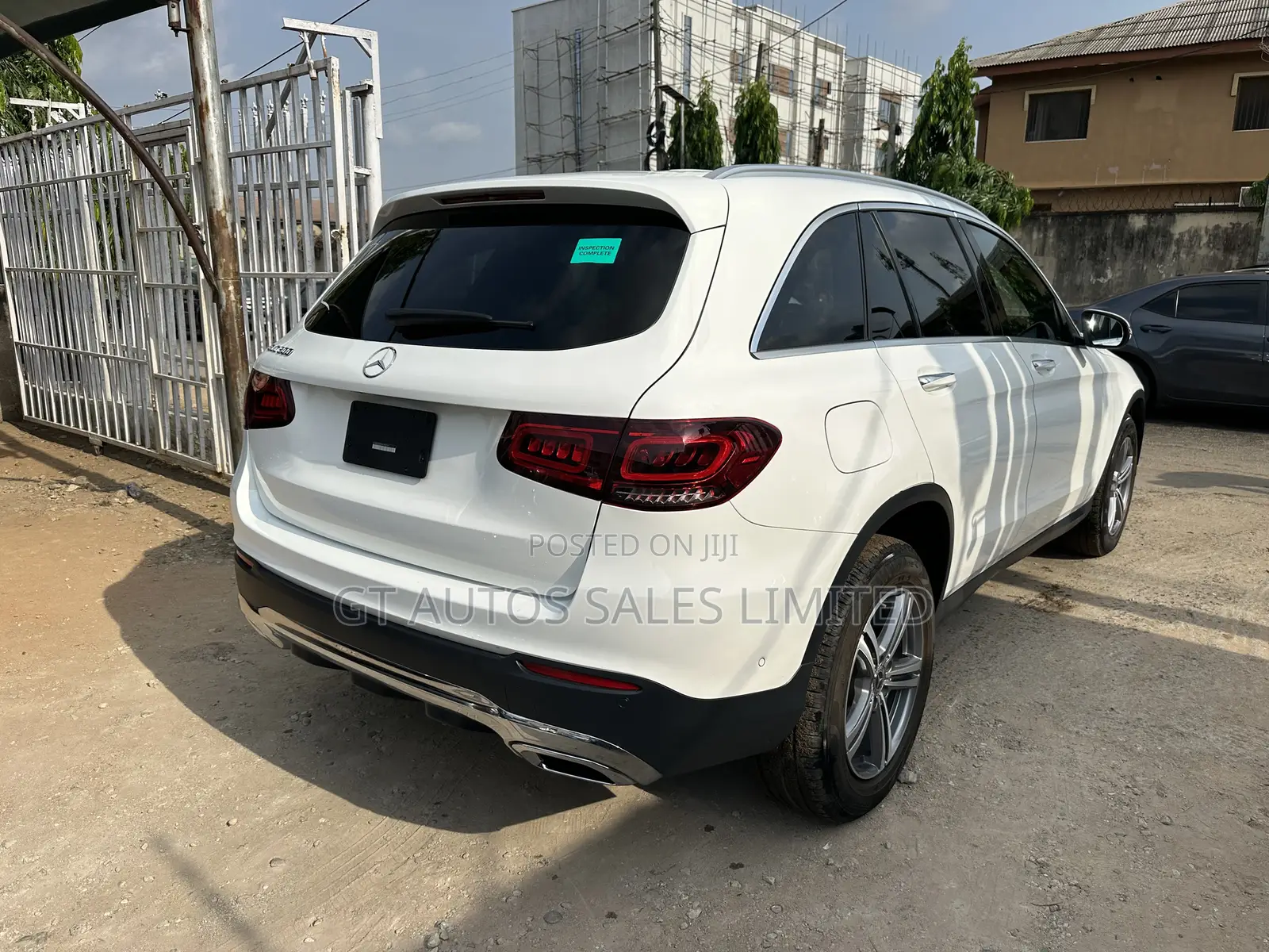 Mercedes-Benz GLC-Class 2022 Off white