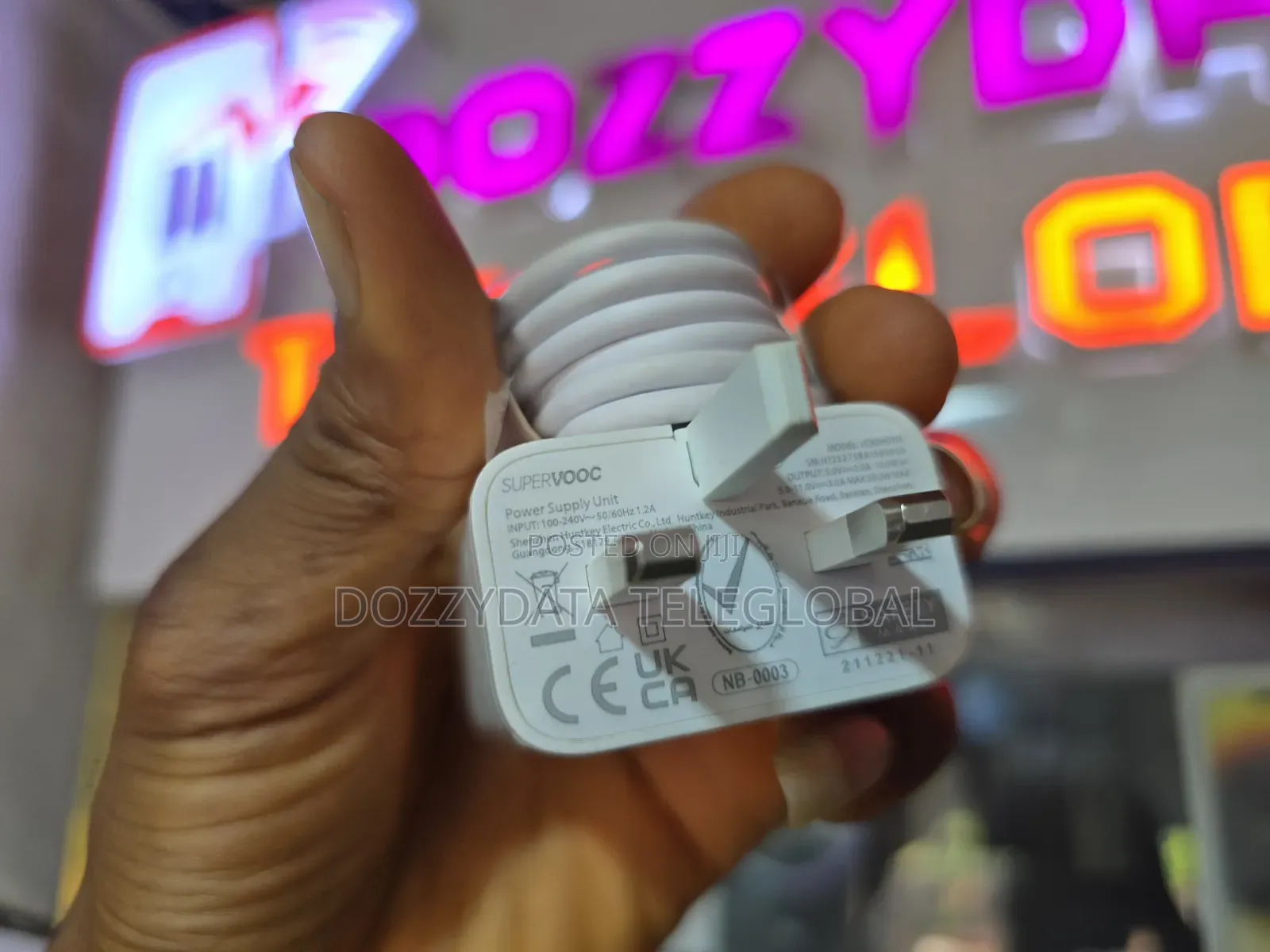 Oppo 33watt Followcome Charger (Adapter and Cable)