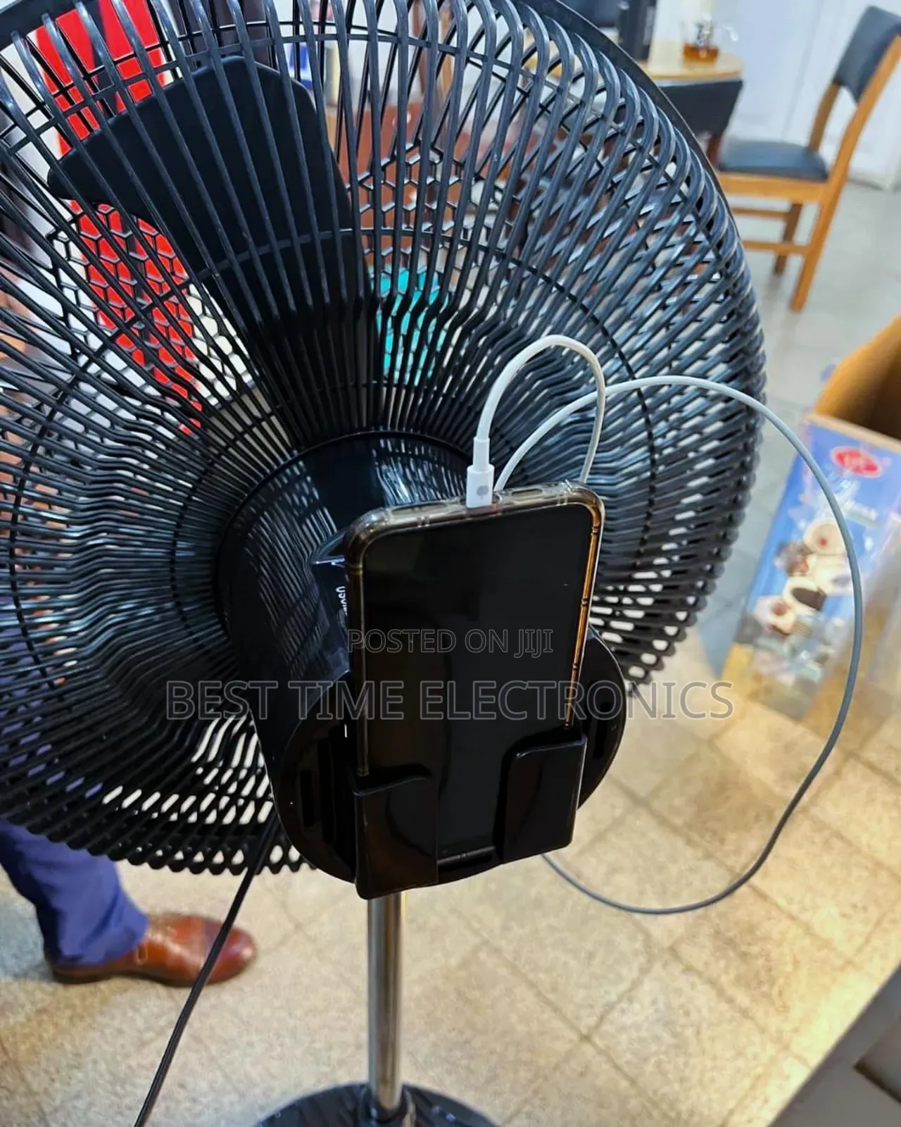 18" Ox Hexa Rechargeable Stand Fan