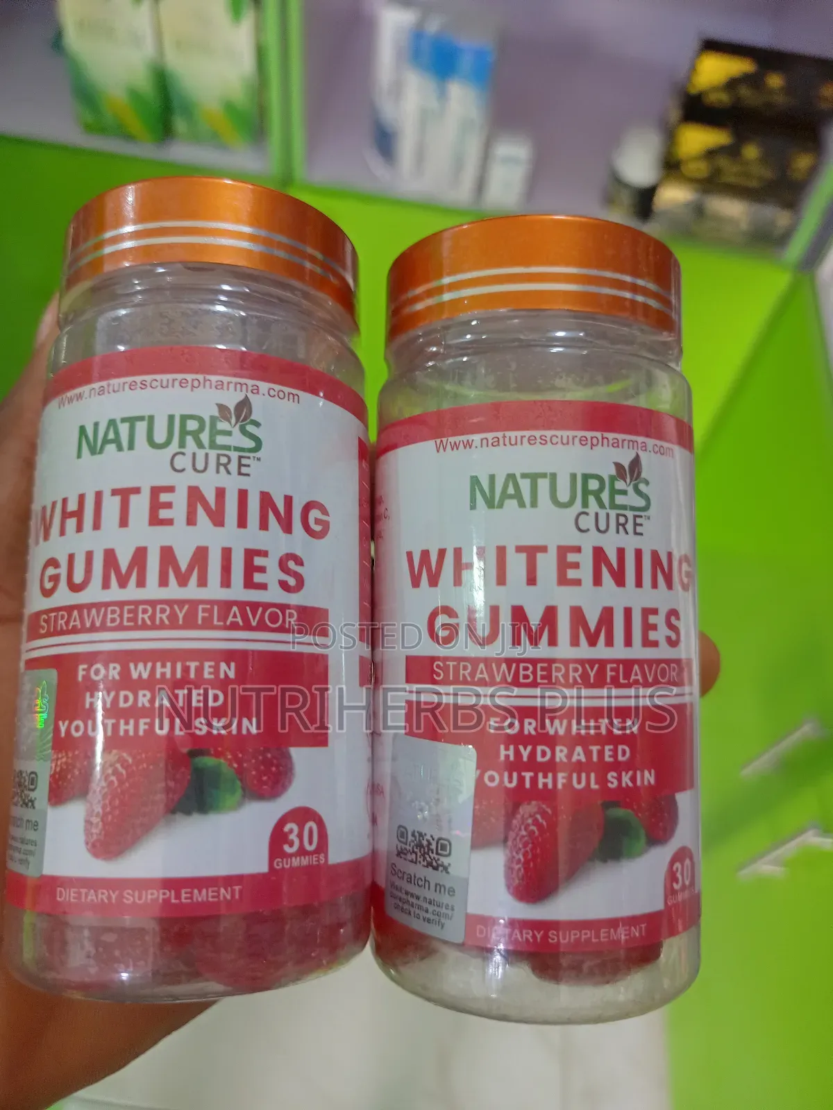 Nature's Cure Whitening Gummies for Youthful Skin (8,000)