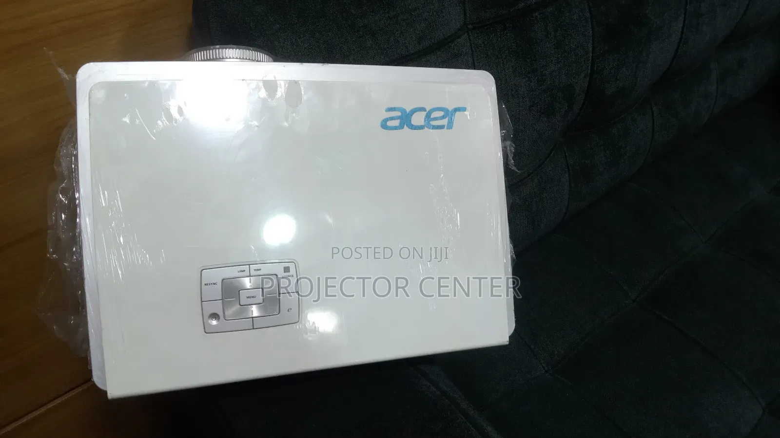 Acer 2000lumens Hybrid Laser Projector