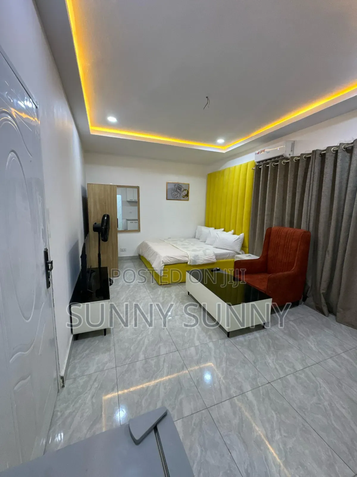 Studio With Balcony in Utako ( City Center)