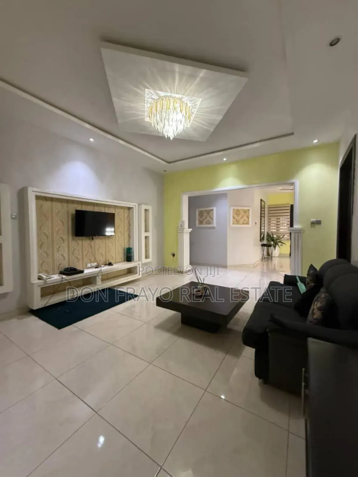 10bdrm Duplex in Aerodrome Gra, Samonda for sale