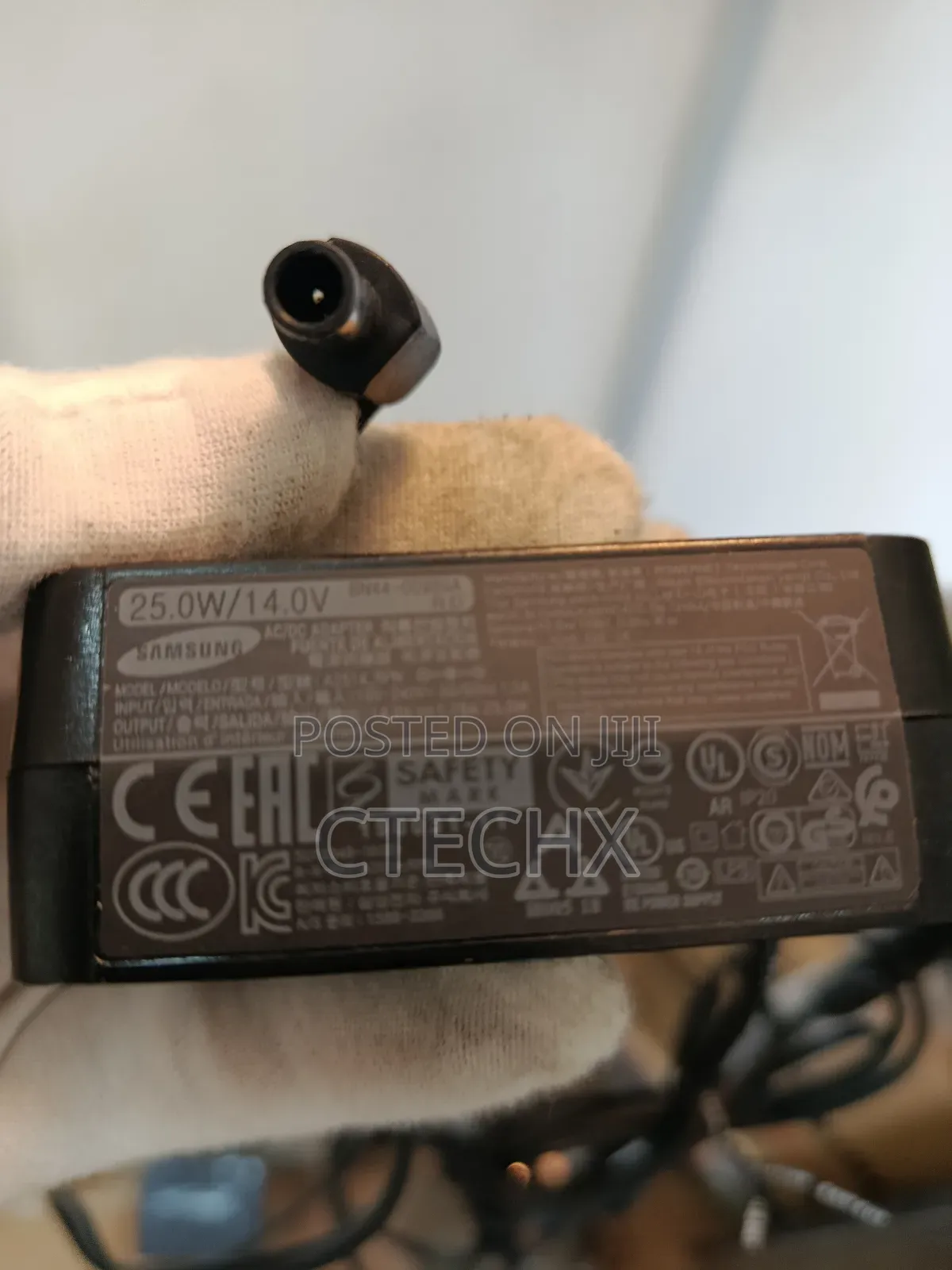 25.0w/14.0v 1.7a Adapters