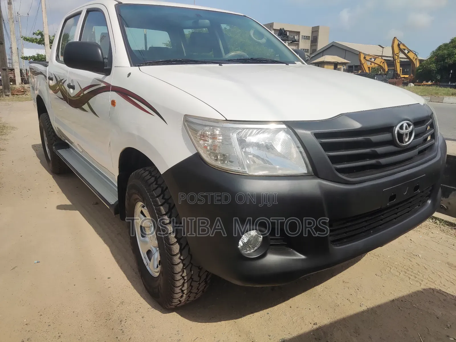 Toyota Hilux SR5 4x4 2014 White