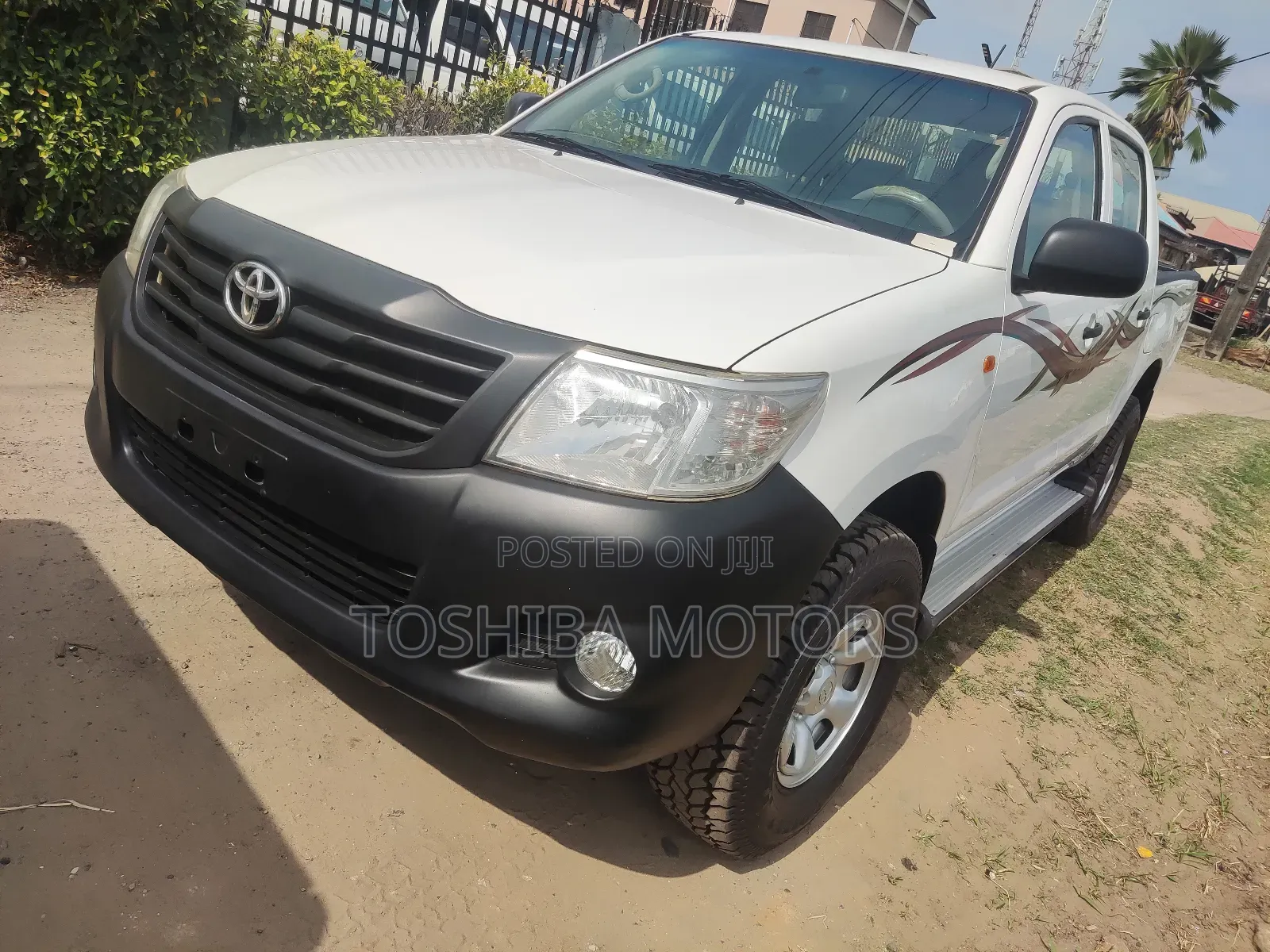 Toyota Hilux SR5 4x4 2014 White