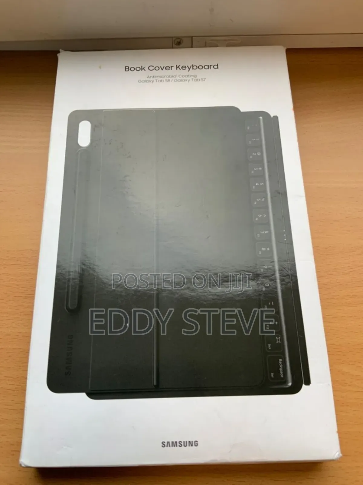 Original Samsung Galaxy Tab S7 and S8 Keyboard Case