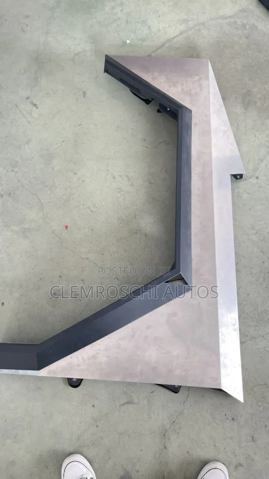 High Quality Certified Front Fender Tesla Cybertruck 2025