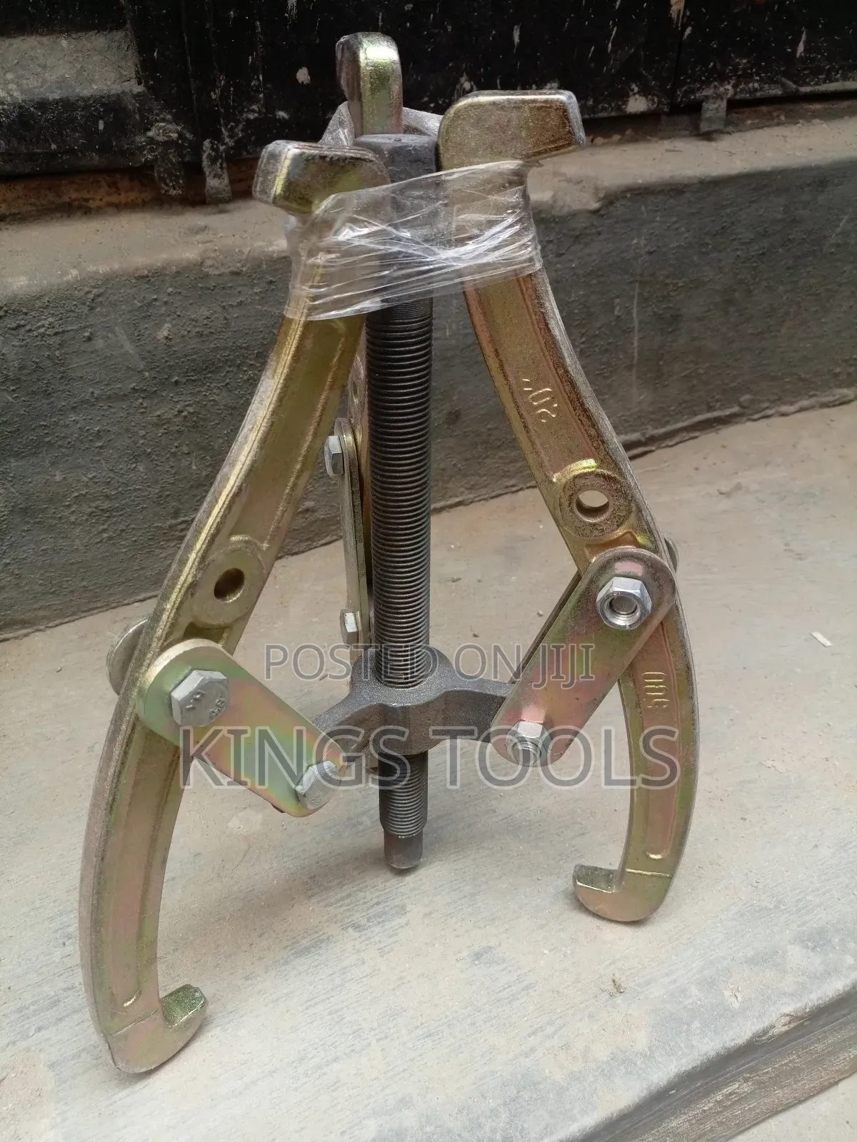 Bearing Puller 20"