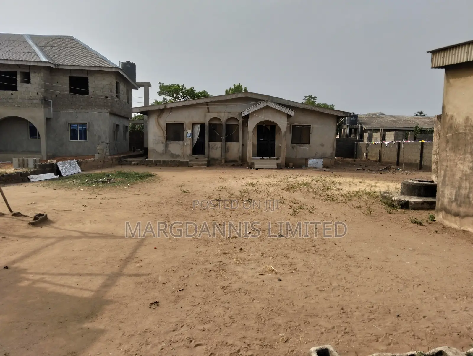 4bdrm Bungalow in Ikorodu for sale