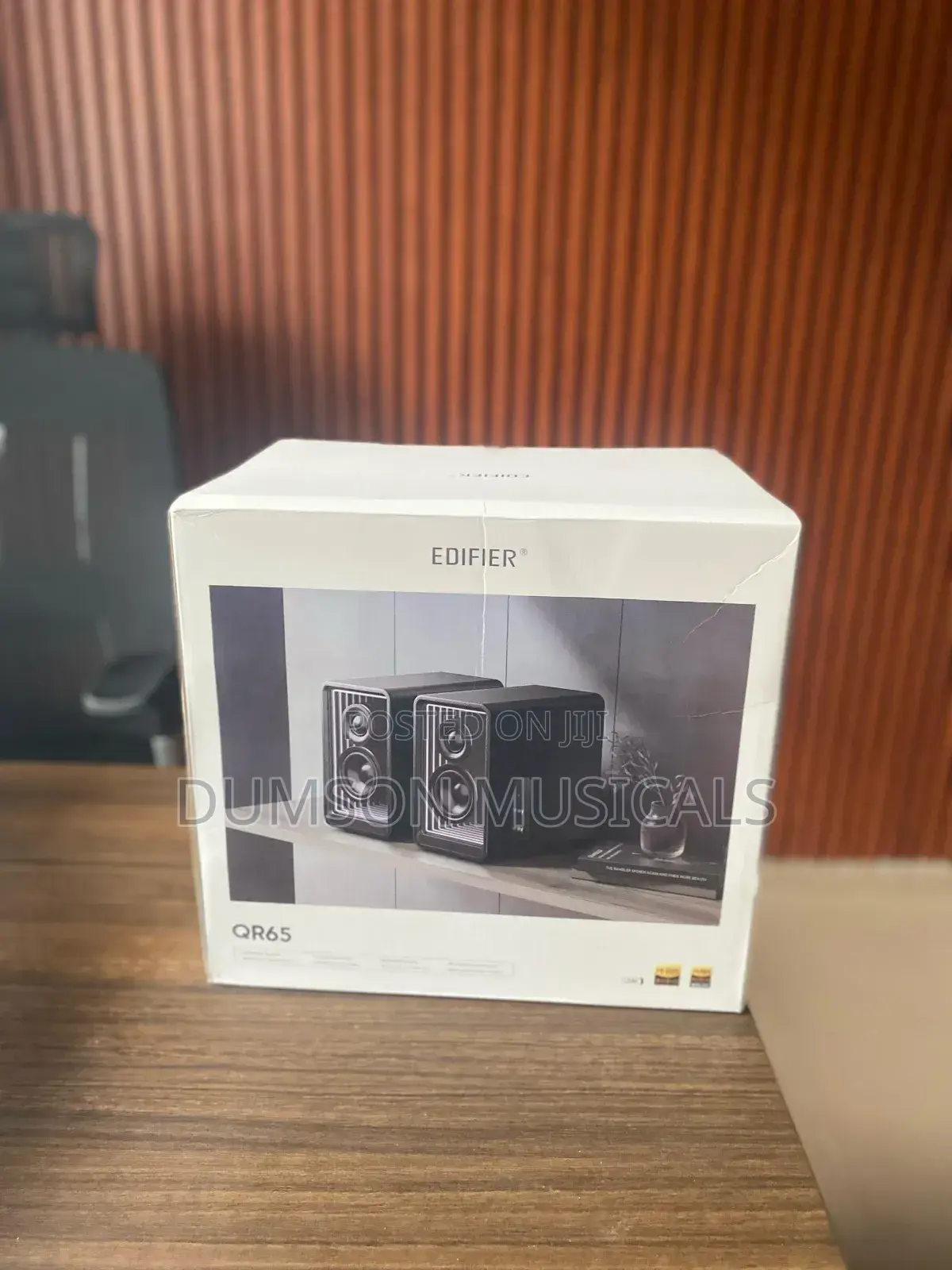 Edifier Qr65 Studio Monitor