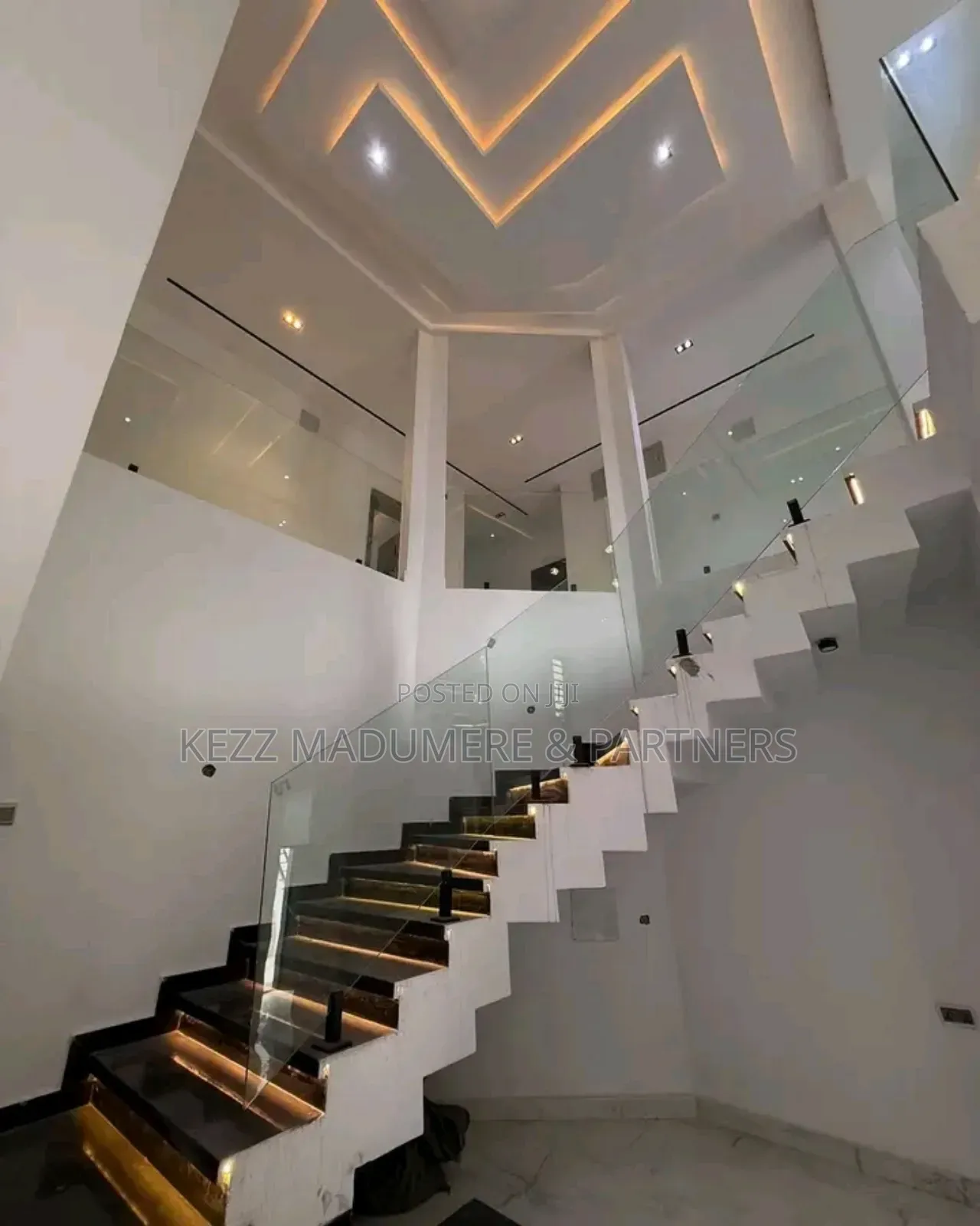 7bdrm Duplex in Majestic Estate Nta, Port-Harcourt for sale