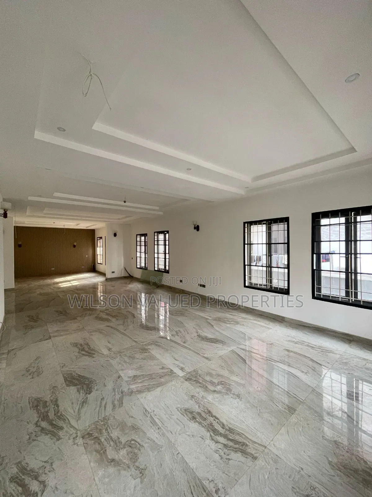 5bdrm Duplex in Lekki for sale
