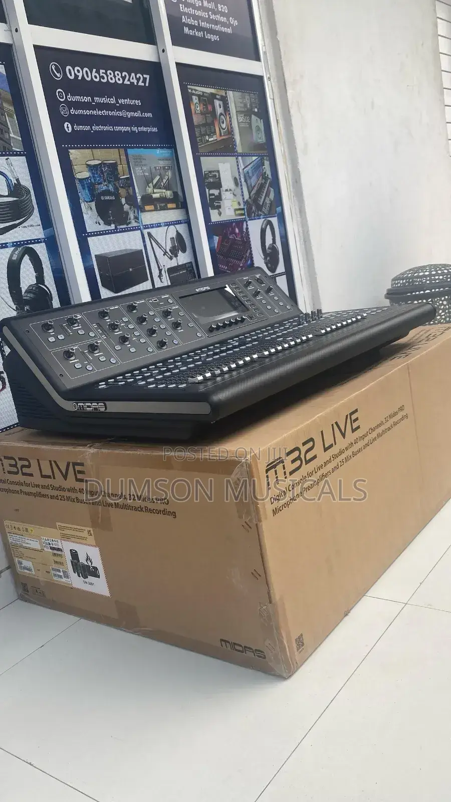 M32 Midas Digital Console for Live and Studio With 40-Inputs