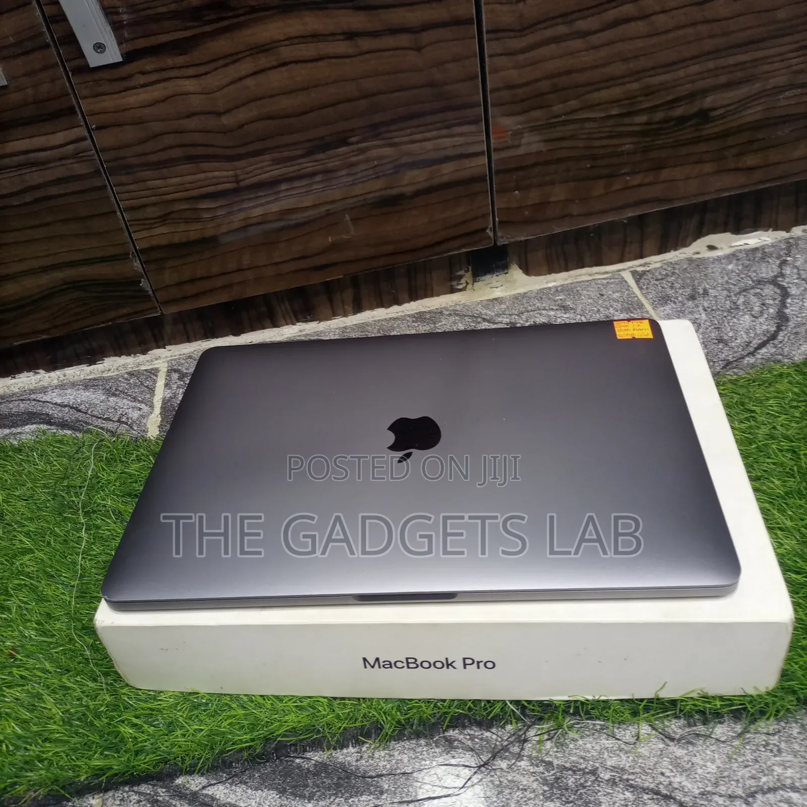 Laptop Apple MacBook Pro 2019 16GB Intel Core I7 SSD 256GB