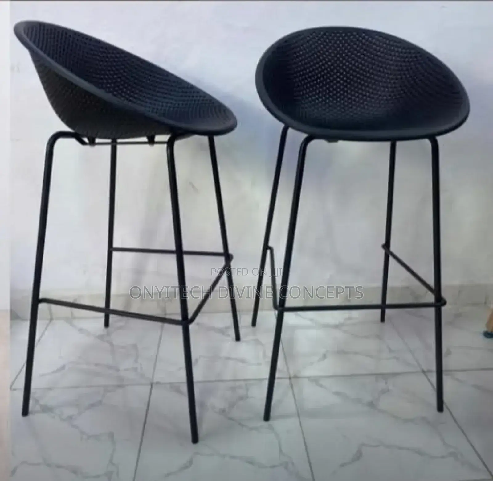 Posh Bar Stool