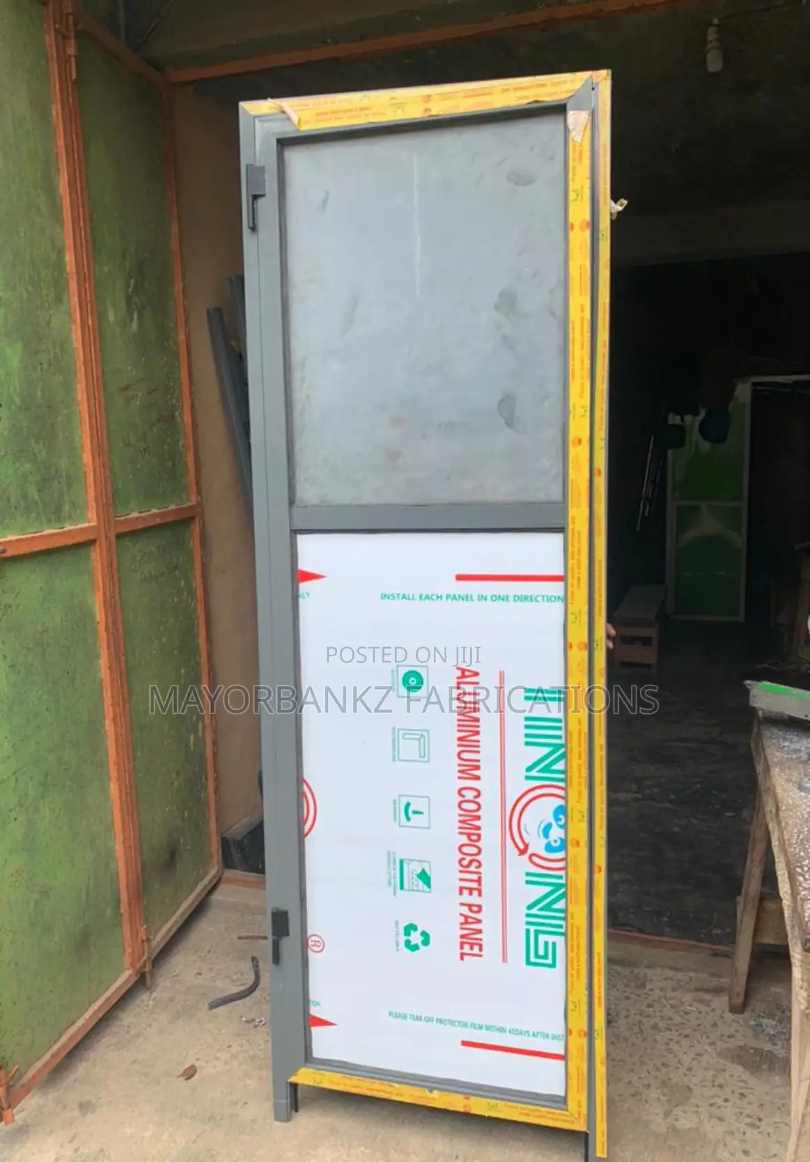 Aluminium Toilet Door With Frosted Effect