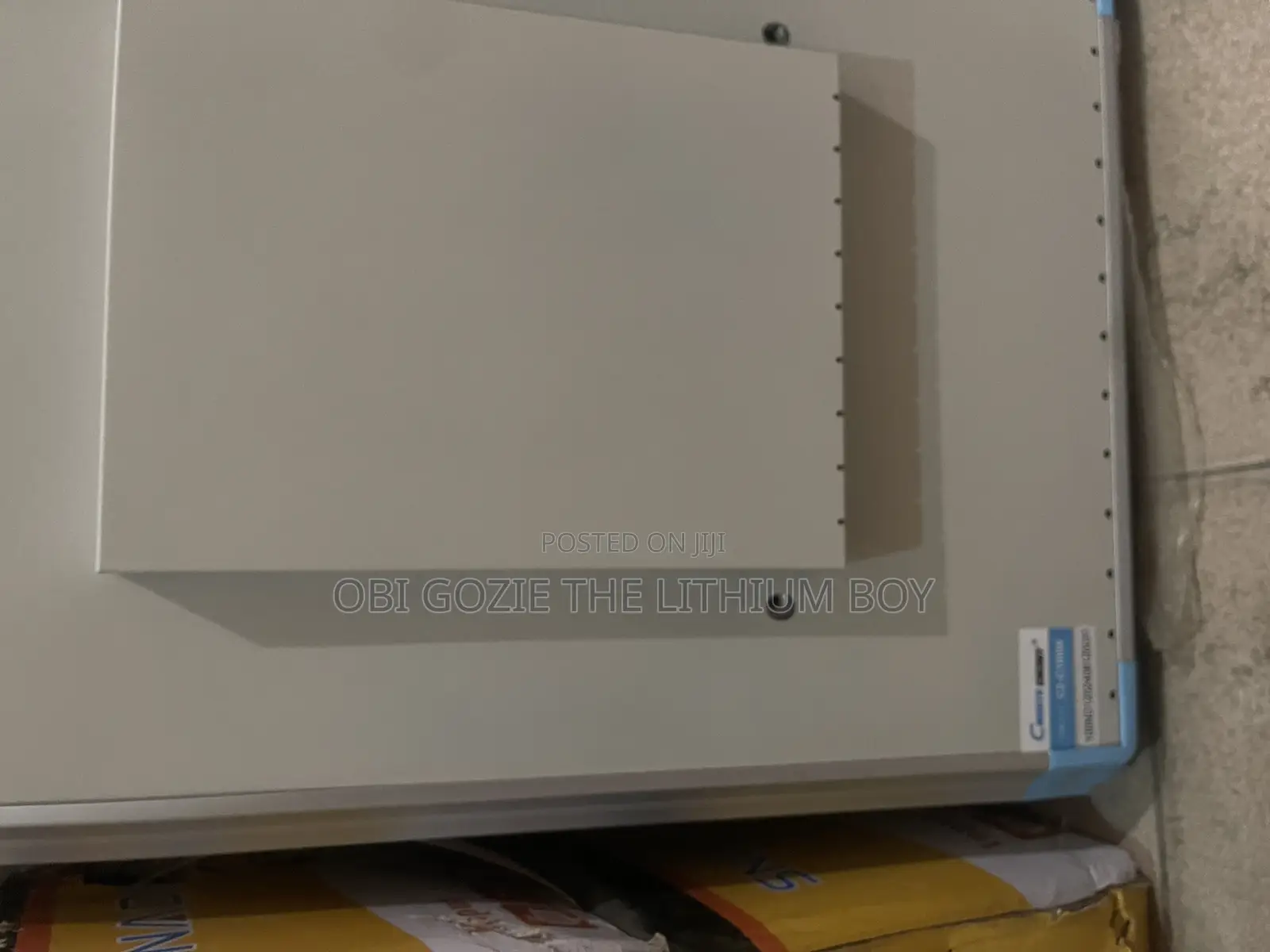 12 Eyes All in One Cworth Energy Street Light Available.