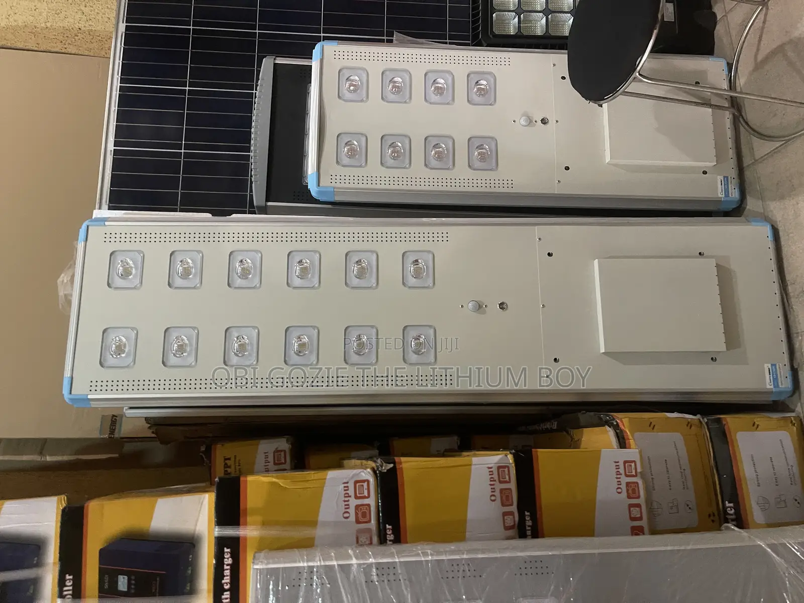 12 Eyes All in One Cworth Energy Street Light Available.