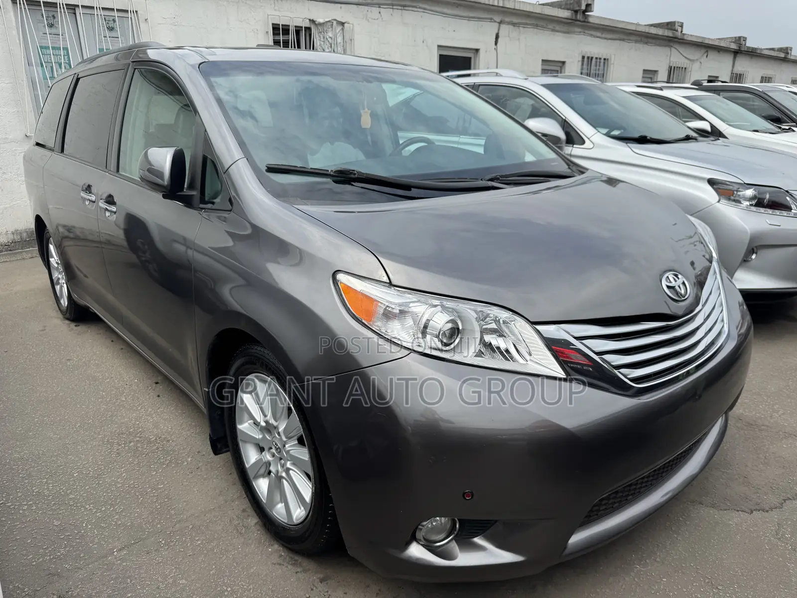 Toyota Sienna Limited 7 Passenger 2012 Gray