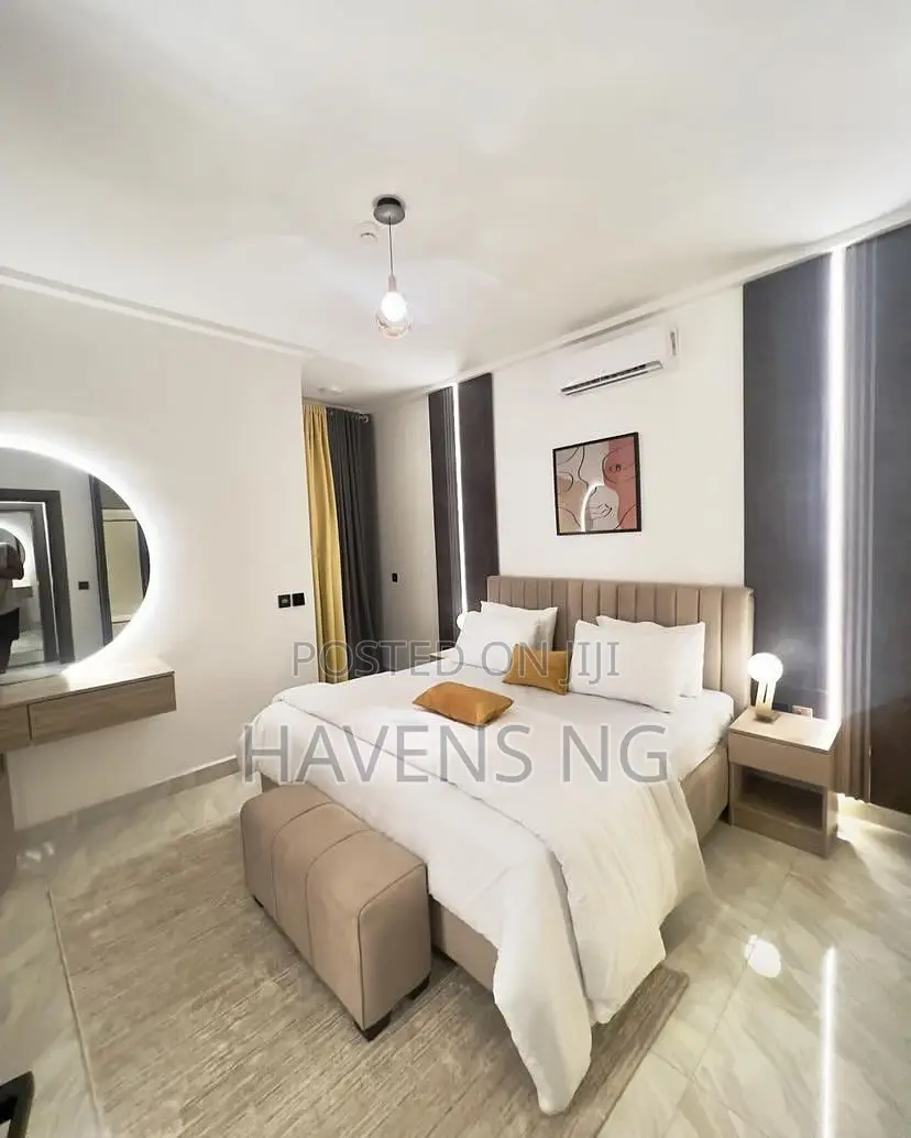 Luxury 3-Bedroom Smart Apartment
