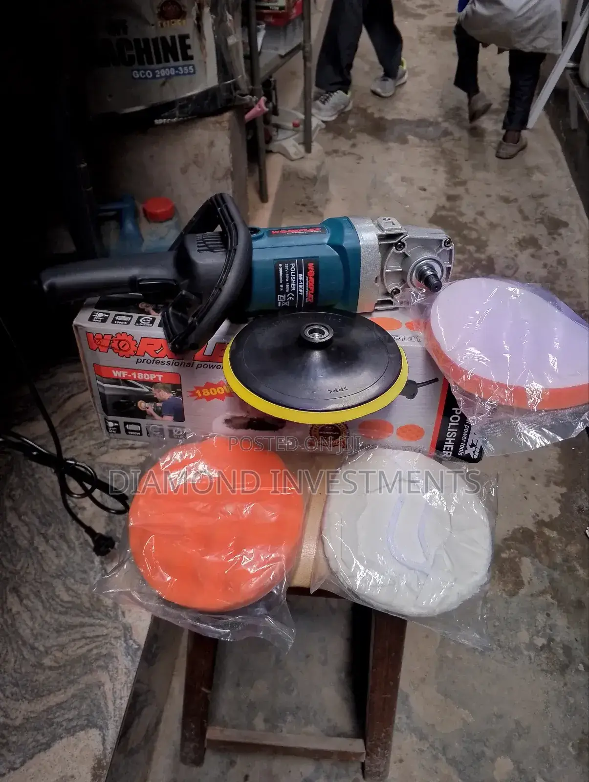 Car Polishing Machine