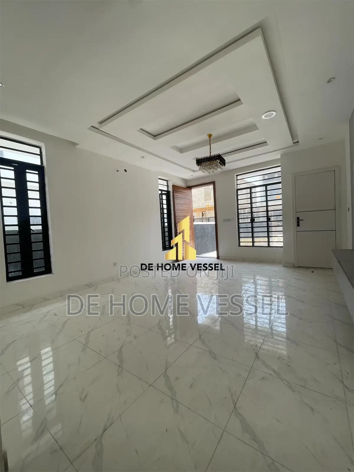 4bdrm Duplex in Ikota for sale