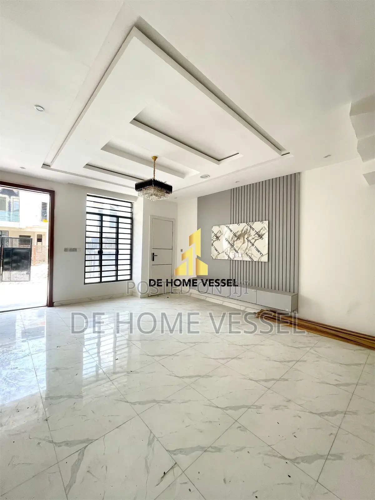 4bdrm Duplex in Ikota for sale
