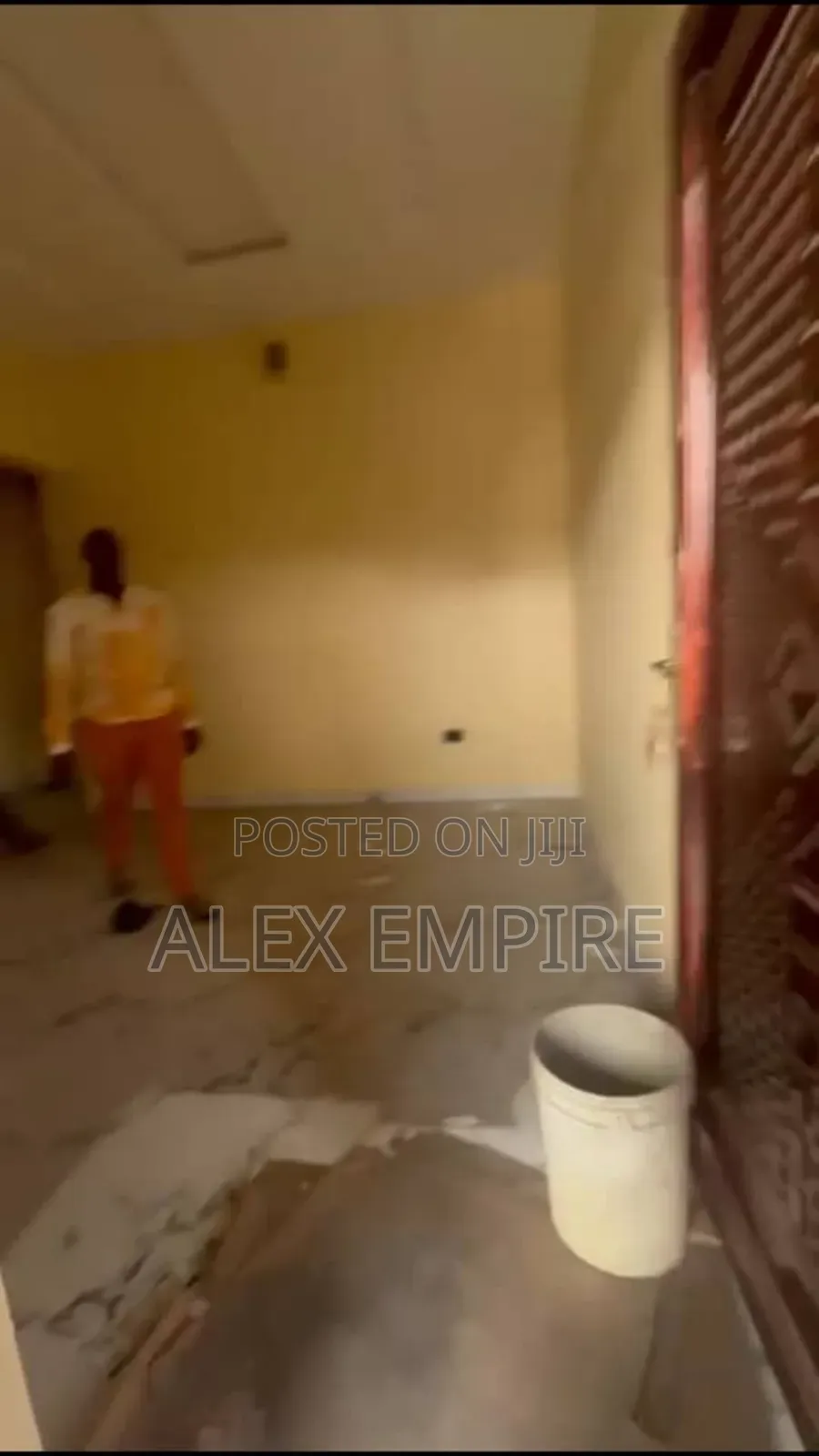 Mini Flat in Ago Palace for rent