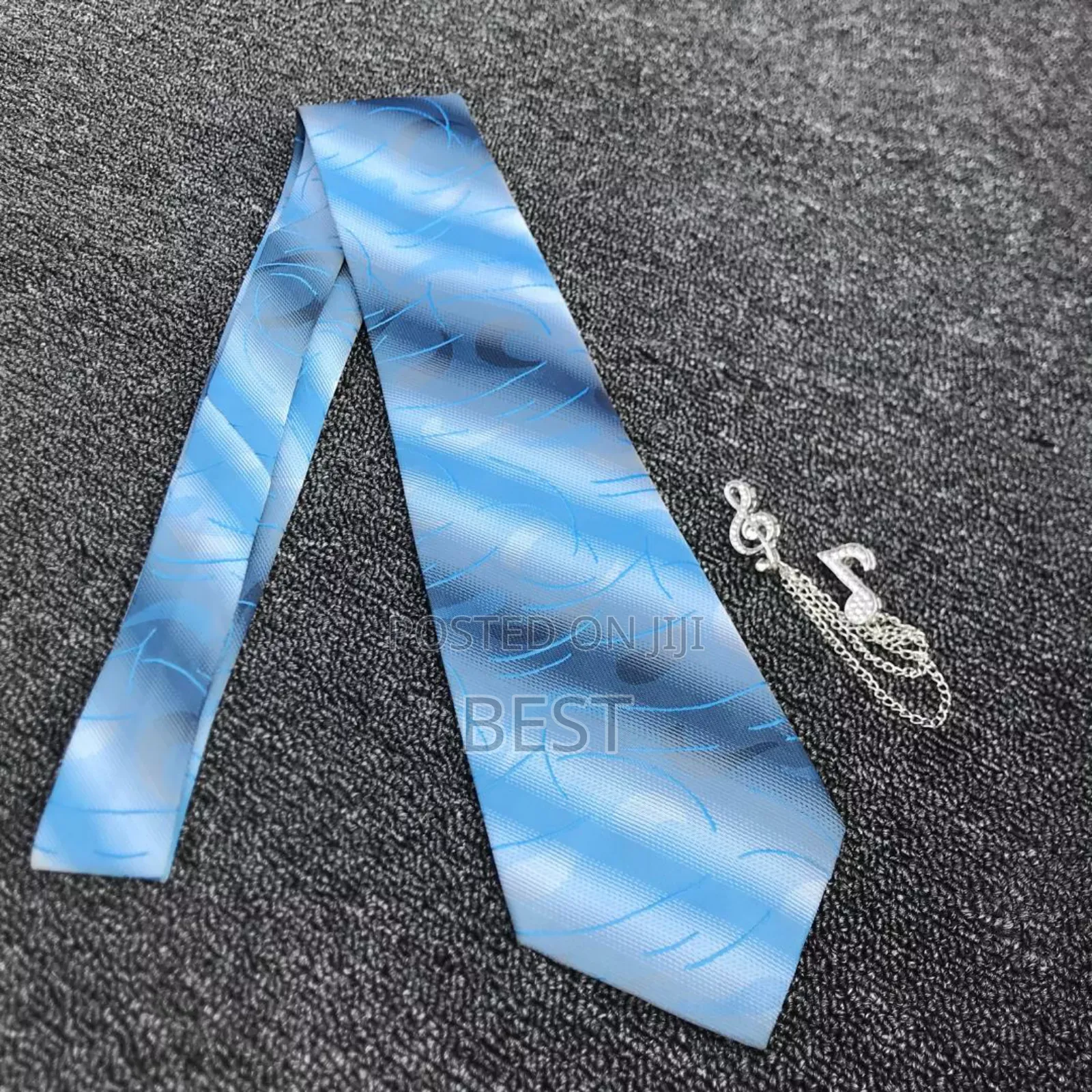 Luxury Vintage Ties With Accessories. But Can Be Sold Sep 