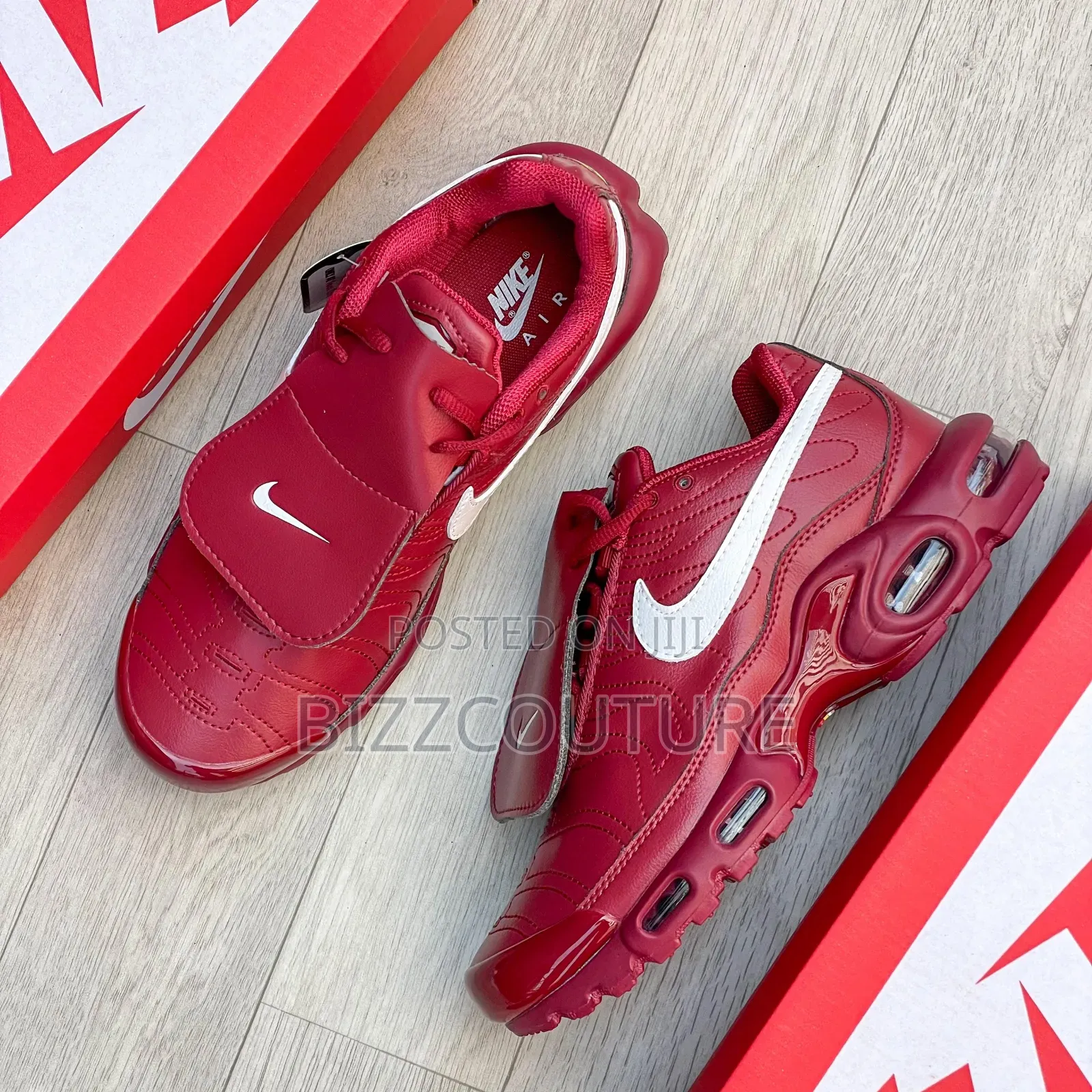 Original Nike Air Max Plus Sneakers Available in Store