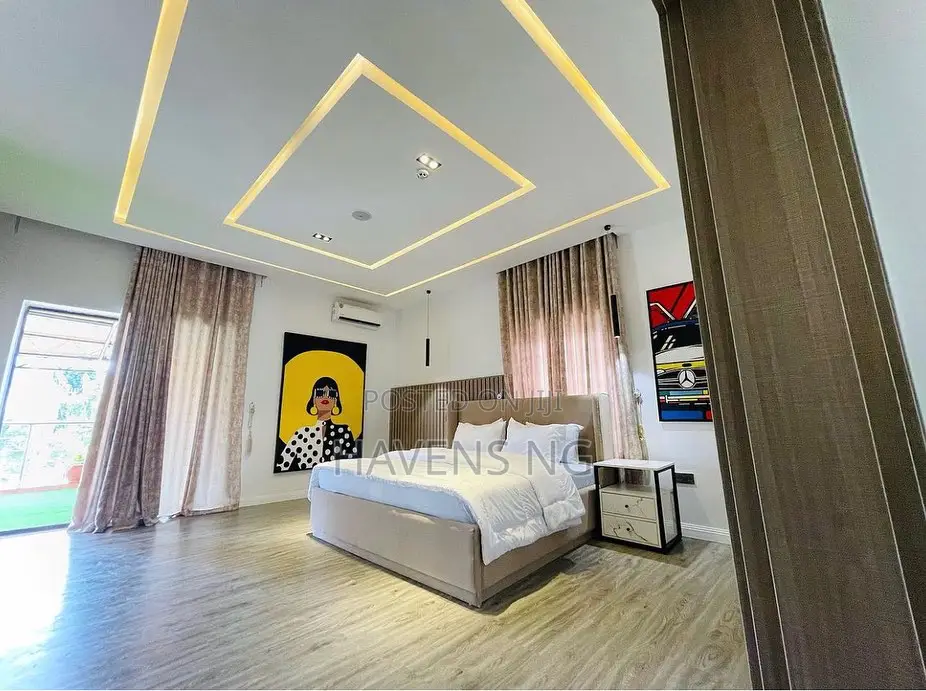 Luxurious 1-Bedroom Penthouse Condo in Maitama, Abuja